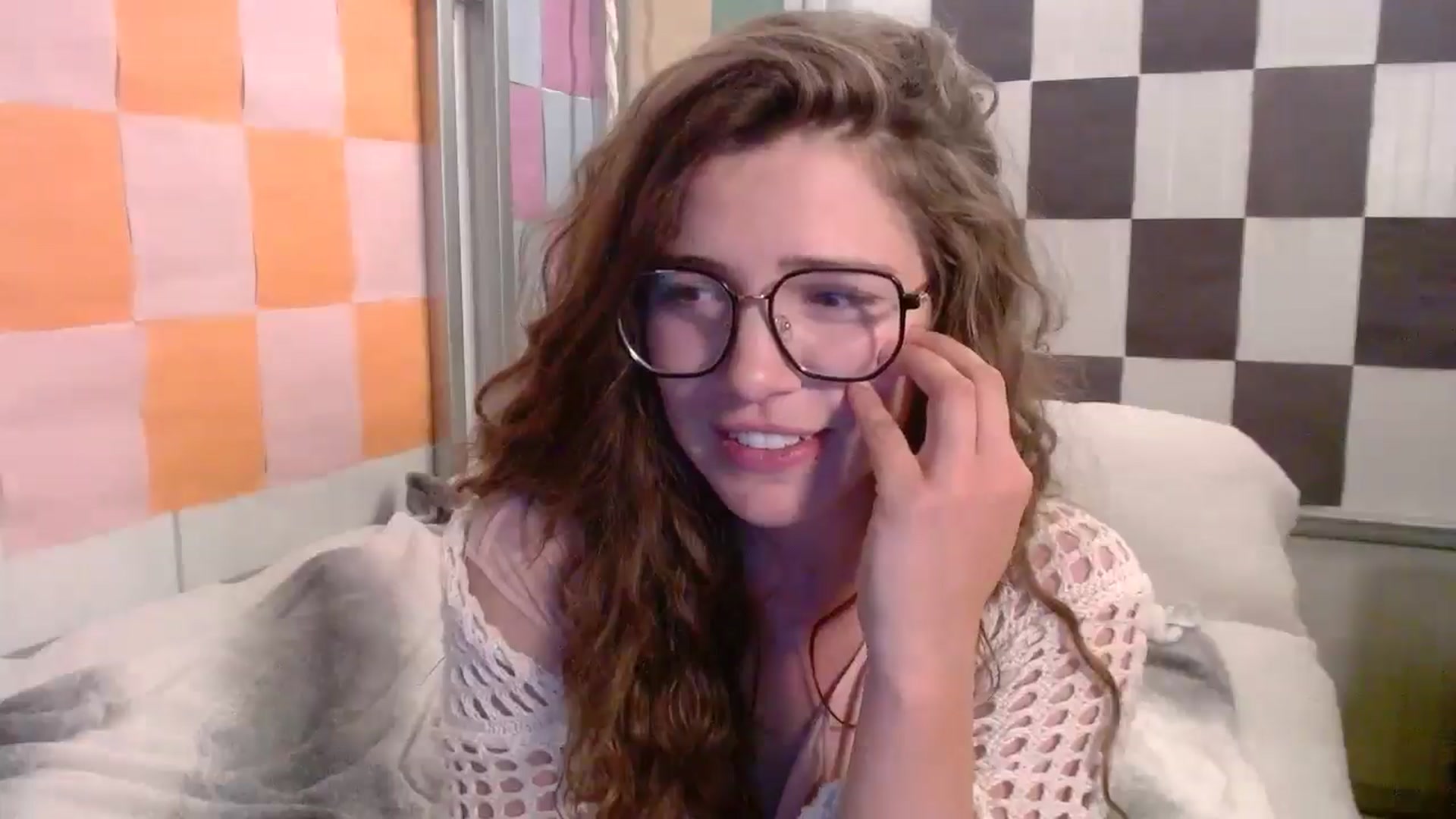 Gallery image thumbnail from Elizabeth005's myfreecams stream on, 11/10/2025, 11:25 image 7 of 20