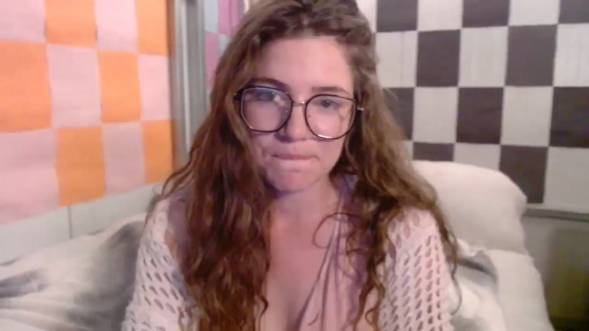 Gallery image thumbnail from Elizabeth005's myfreecams stream on, 11/10/2025, 11:25 image 6 of 20