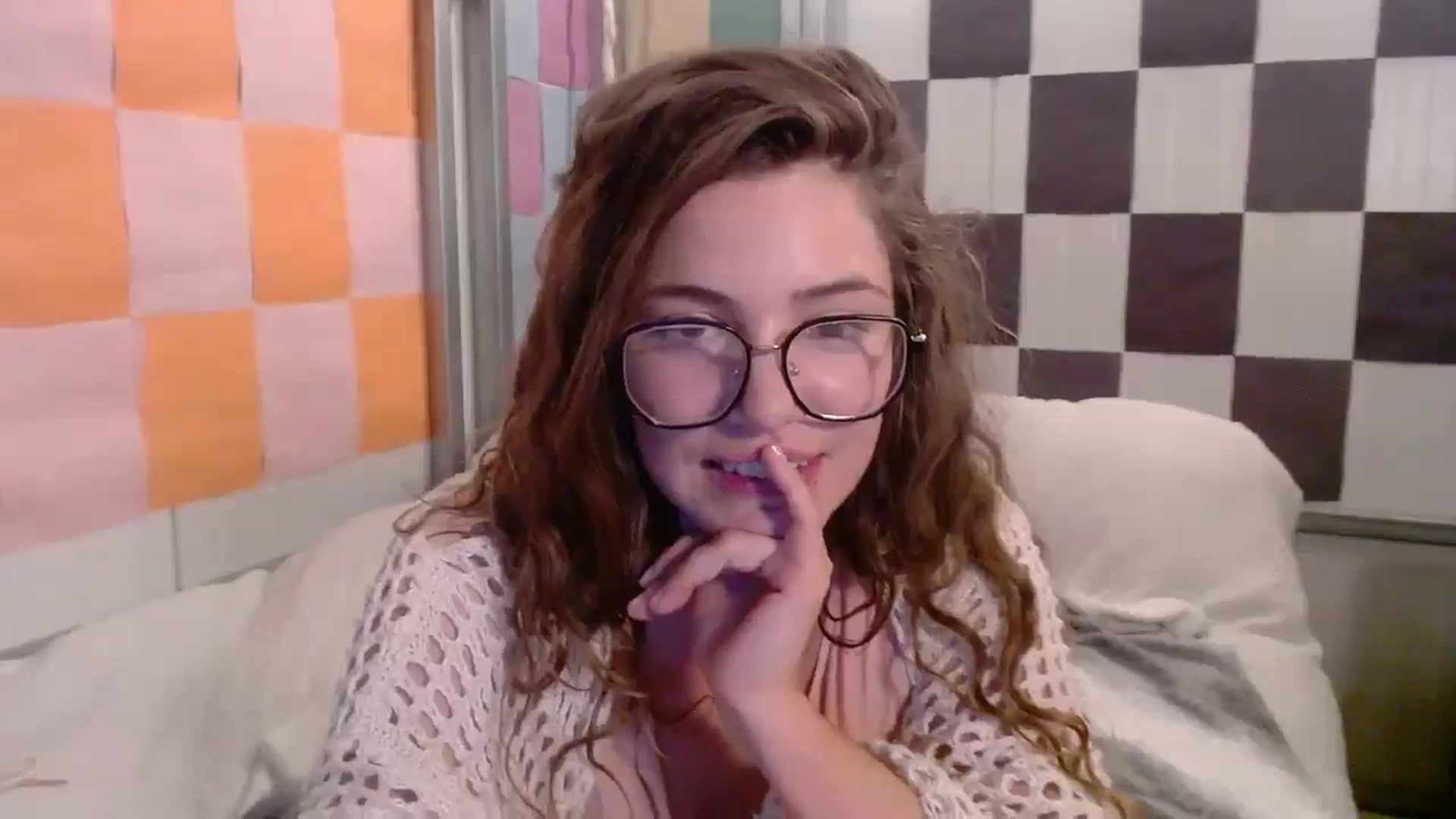 Gallery image thumbnail from Elizabeth005's myfreecams stream on, 11/10/2025, 11:25 image 3 of 20