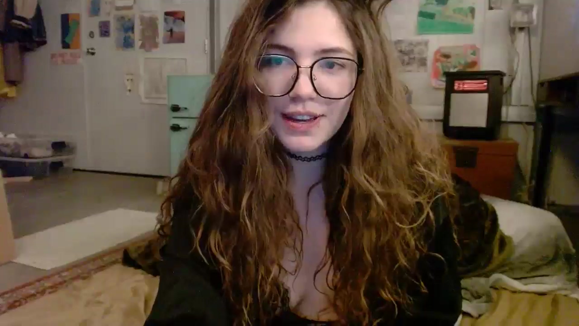 Gallery image thumbnail from Elizabeth005's myfreecams stream on, 04/03/2026, 12:29 image 7 of 20