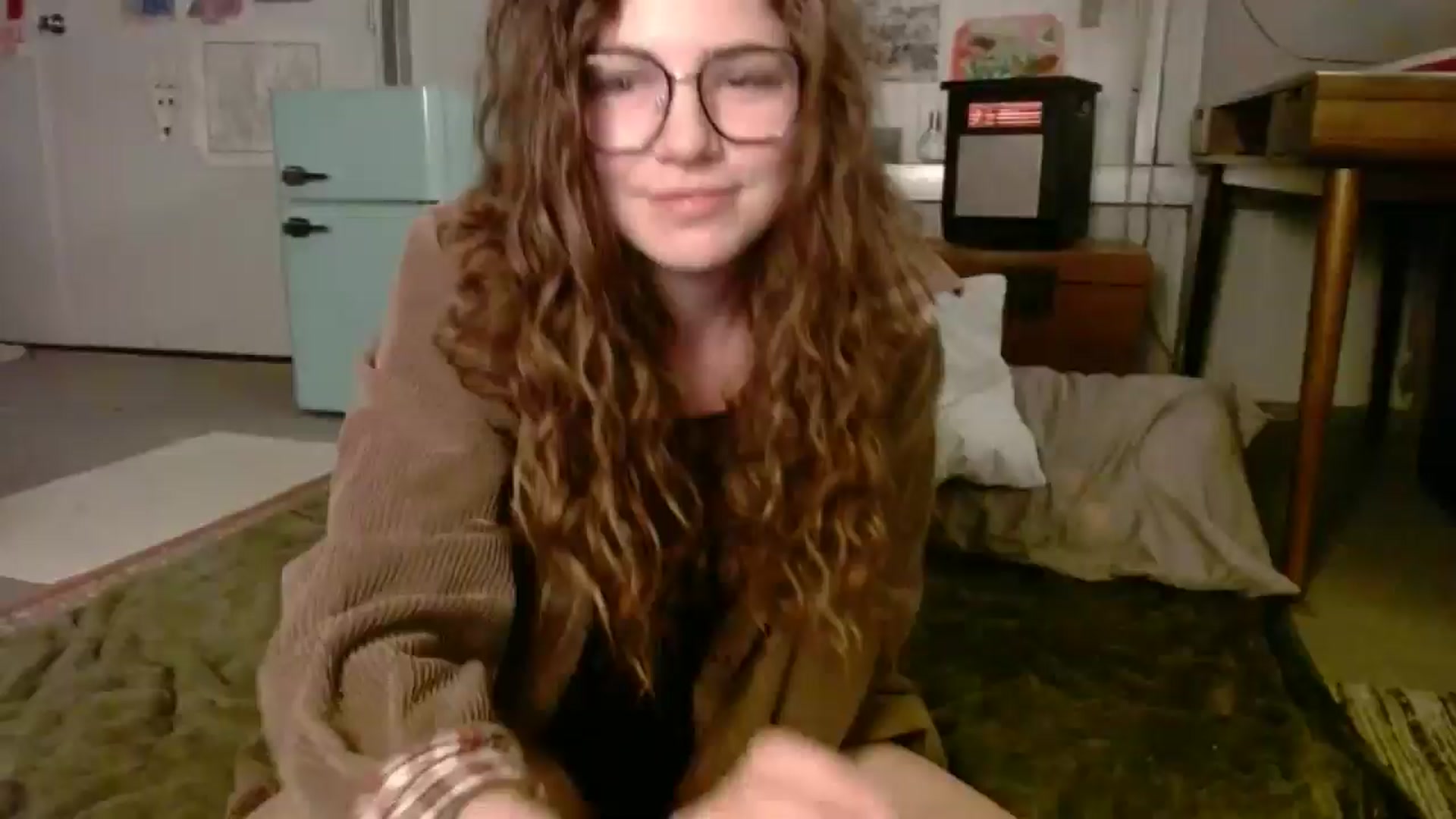 Gallery image thumbnail from Elizabeth005's myfreecams stream on, 04/26/2026, 08:16 image 1 of 20