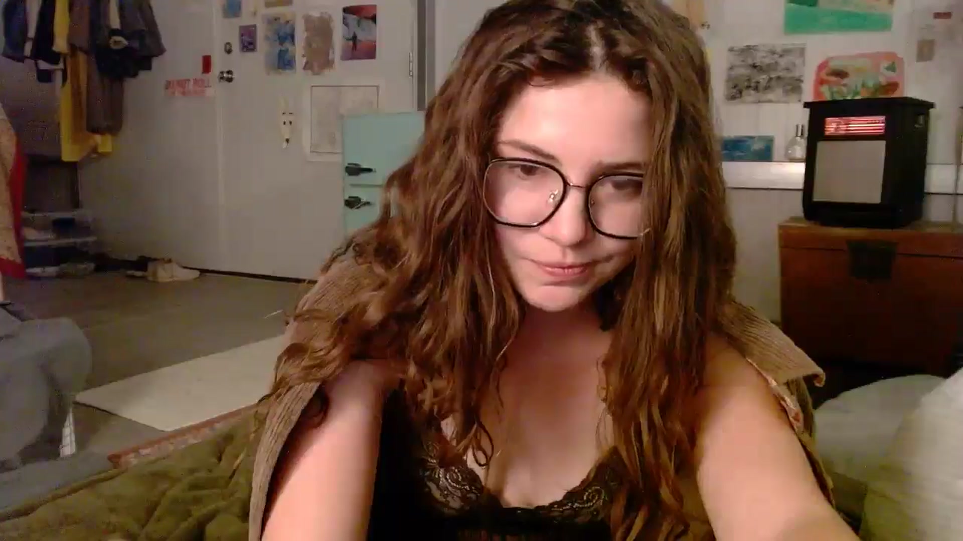 Gallery image thumbnail from Elizabeth005's myfreecams stream on, 04/26/2026, 10:29 image 4 of 20