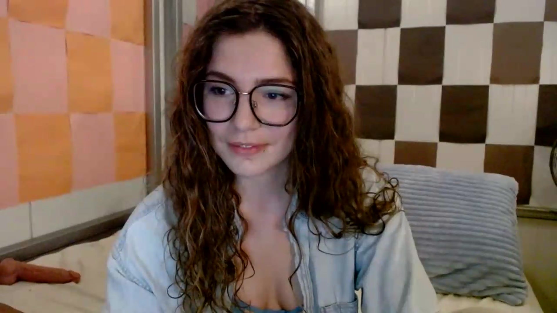 Gallery image thumbnail from Elizabeth005's myfreecams stream on, 08/31/2026, 09:17 image 2 of 20
