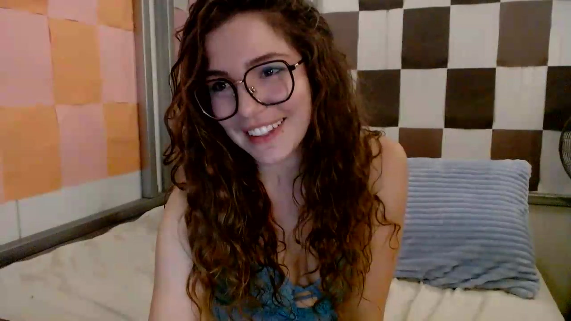 Gallery image thumbnail from Elizabeth005's myfreecams stream on, 08/31/2026, 09:17 image 11 of 20