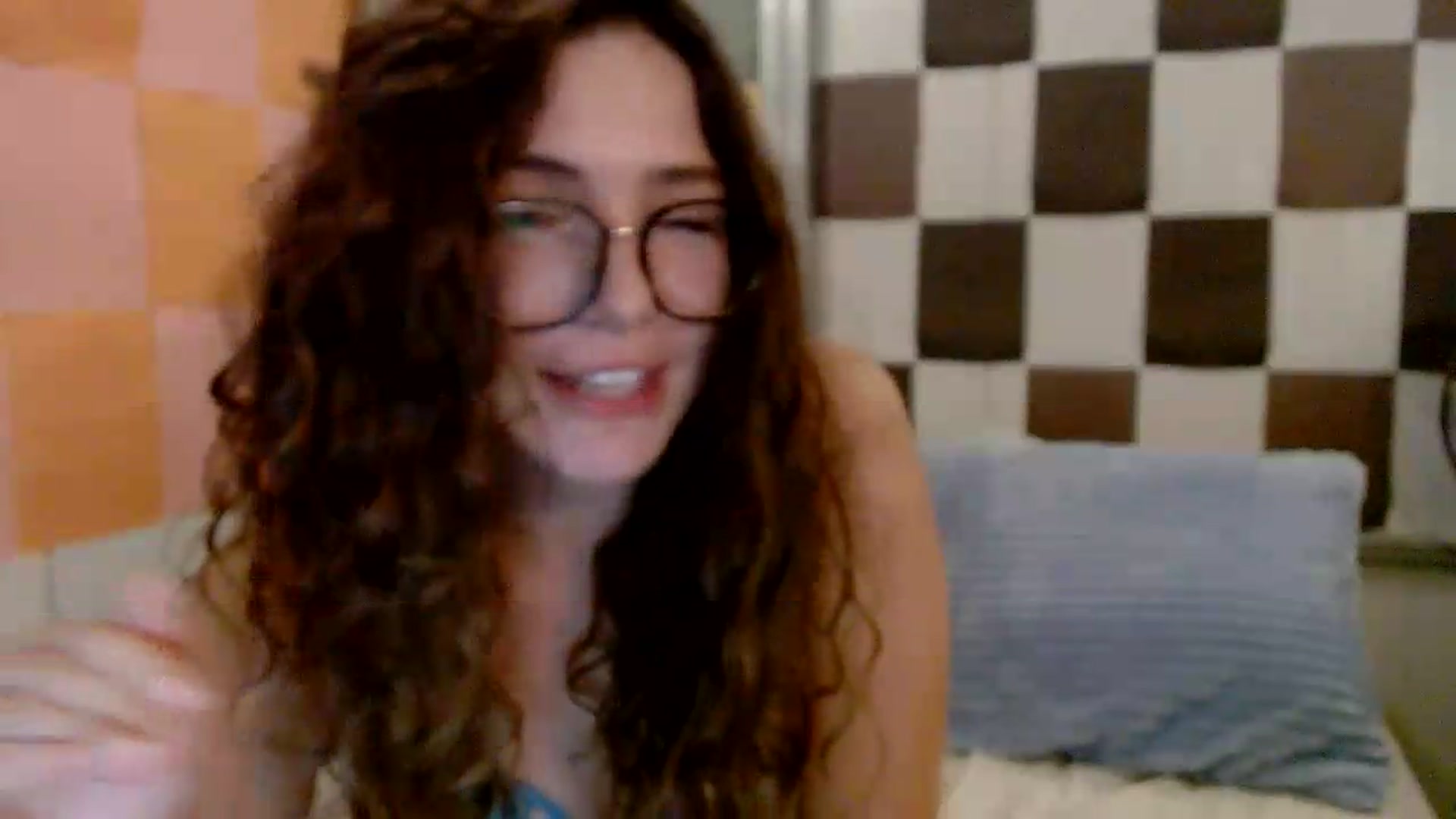 Gallery image thumbnail from Elizabeth005's myfreecams stream on, 08/31/2026, 09:17 image 18 of 20