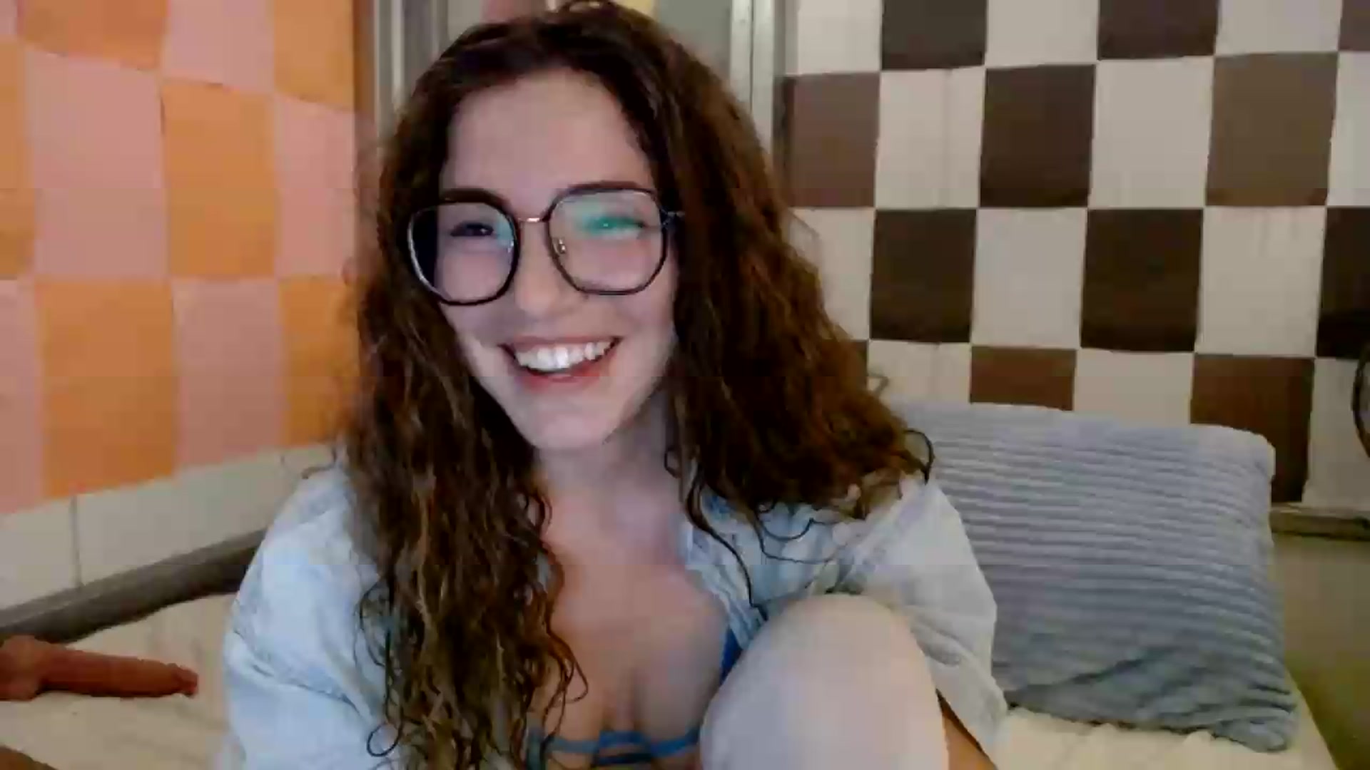 Gallery image thumbnail from Elizabeth005's myfreecams stream on, 08/31/2026, 09:17 image 1 of 20