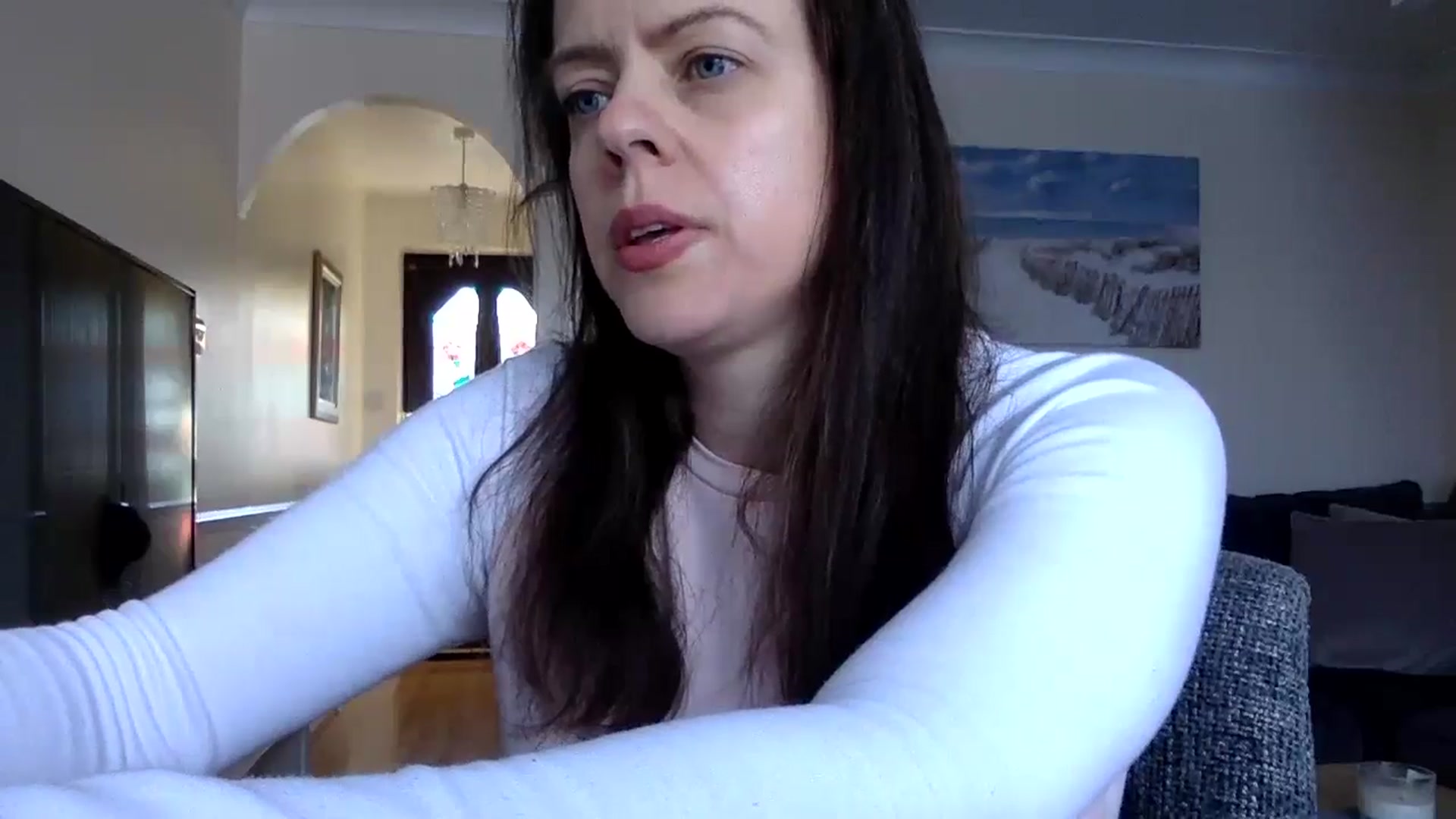 Gallery image thumbnail from ElizabethA's myfreecams stream on, 04/18/2024, 09:57 image 4 of 20