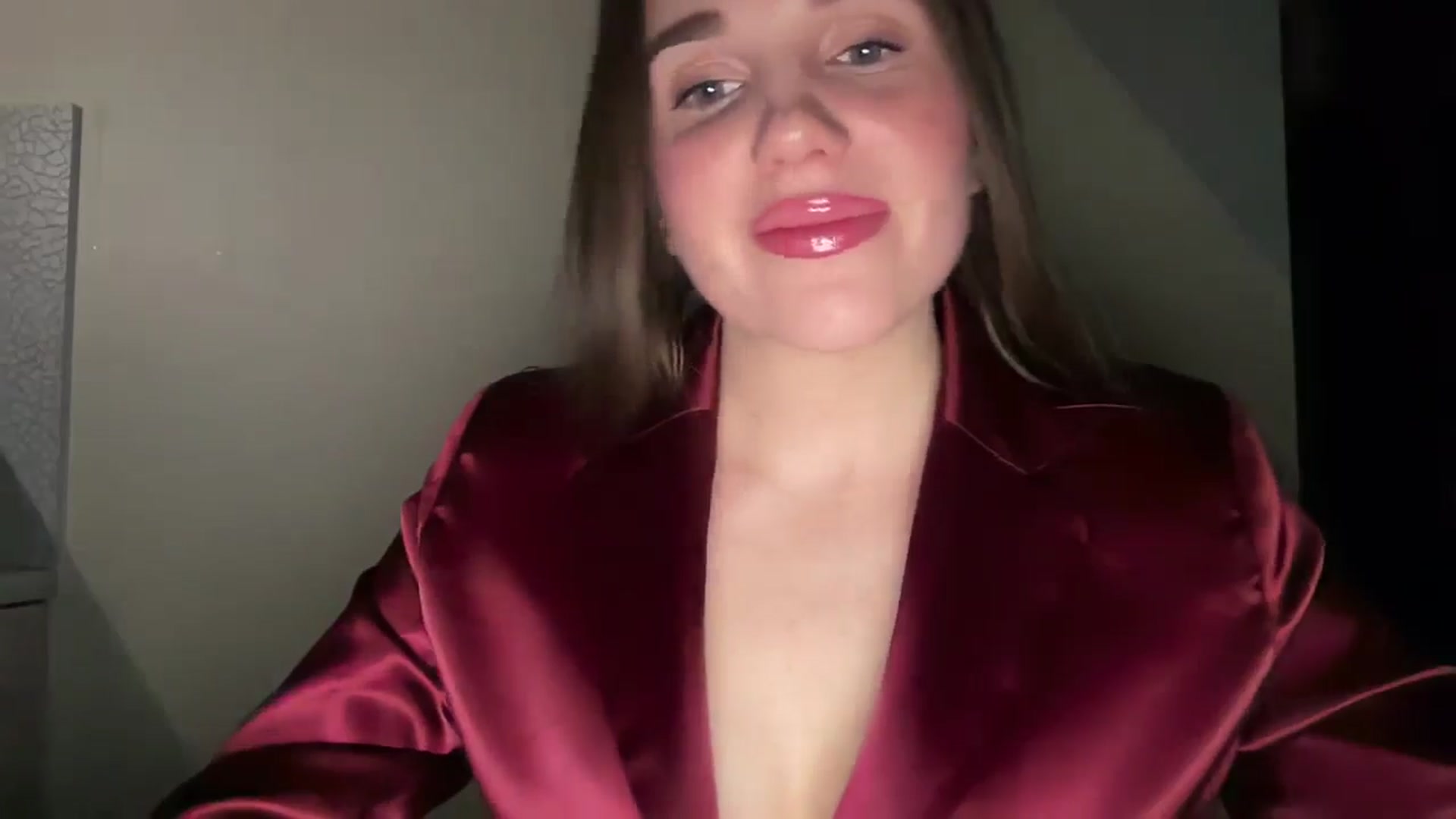 Gallery image thumbnail from ElizabethRoss's myfreecams stream on, 03/30/2026, 23:13 image 17 of 20