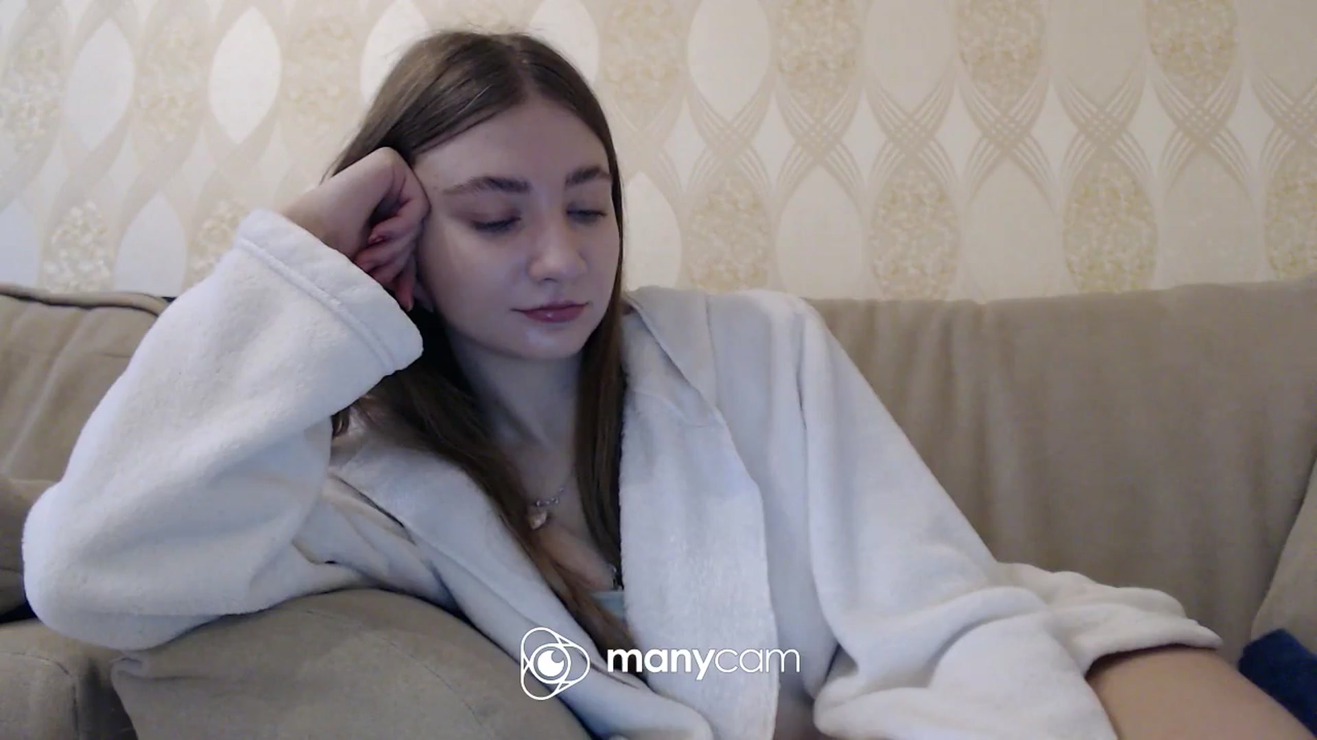 Gallery image thumbnail from Elizabethhh's myfreecams stream on, 12/08/2025, 13:09 image 14 of 20