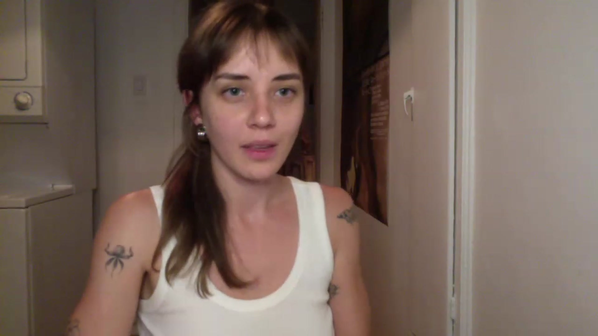 Gallery image thumbnail from Elizaforyou's myfreecams stream on, 07/06/2023, 04:12 image 19 of 20