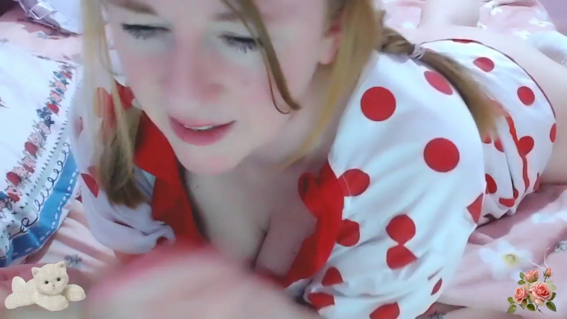Gallery image thumbnail from EllaArabella's myfreecams stream on, 04/10/2025, 23:15 image 20 of 20