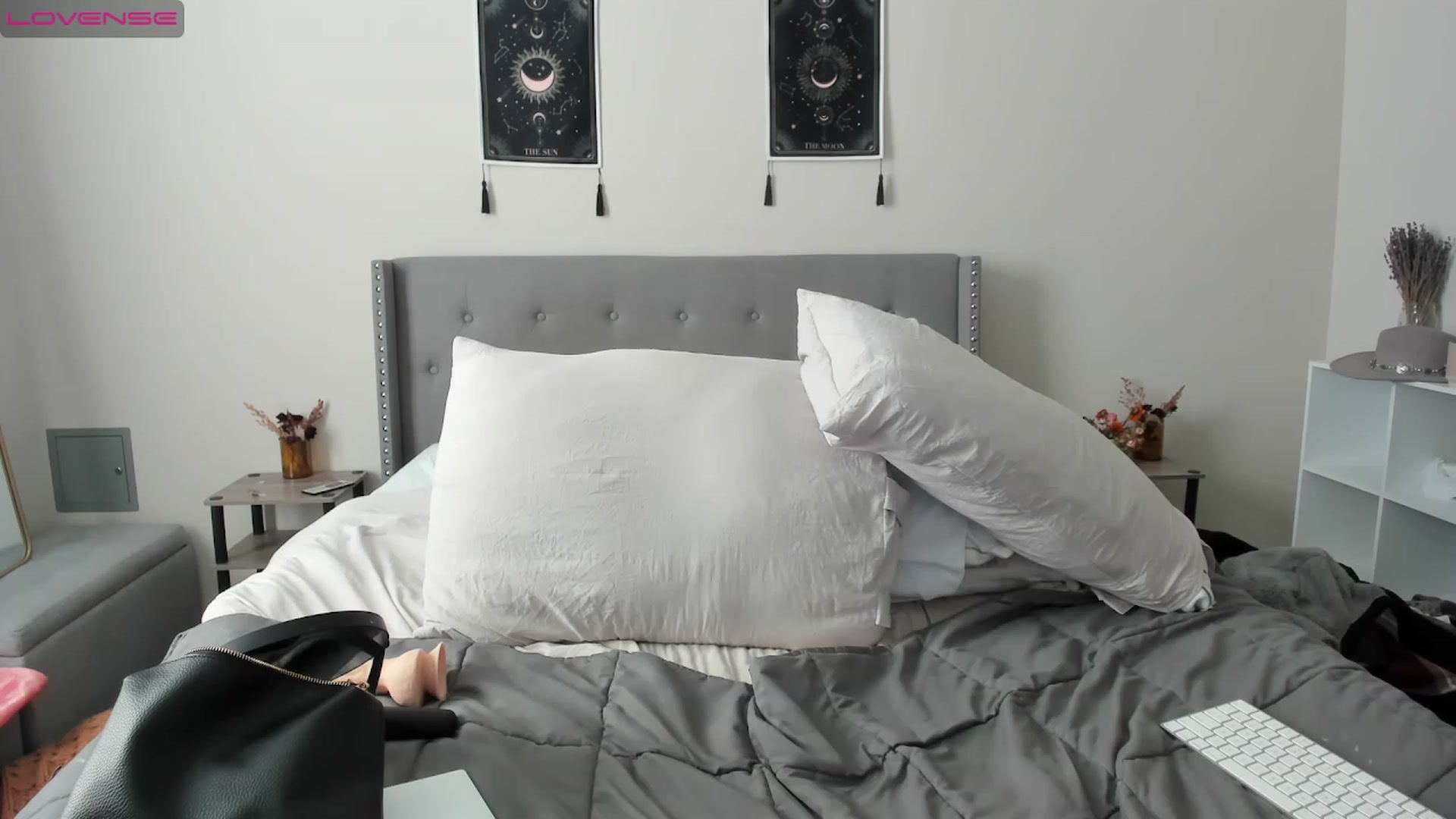 Gallery image thumbnail from EllaCakes's myfreecams stream on, 11/16/2022, 19:21 image 13 of 20