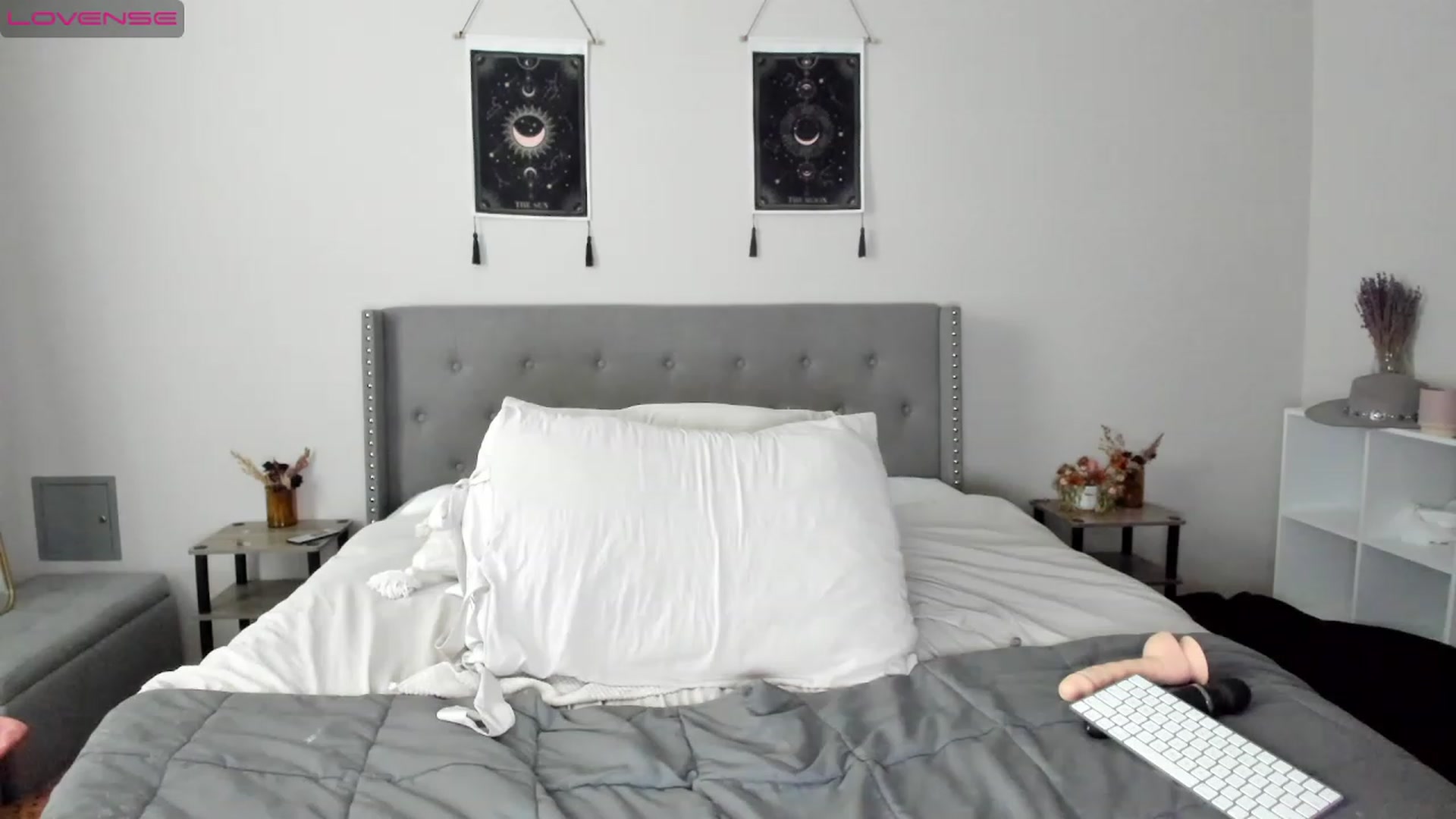 Gallery image thumbnail from EllaCakes's myfreecams stream on, 12/05/2022, 19:35 image 11 of 20