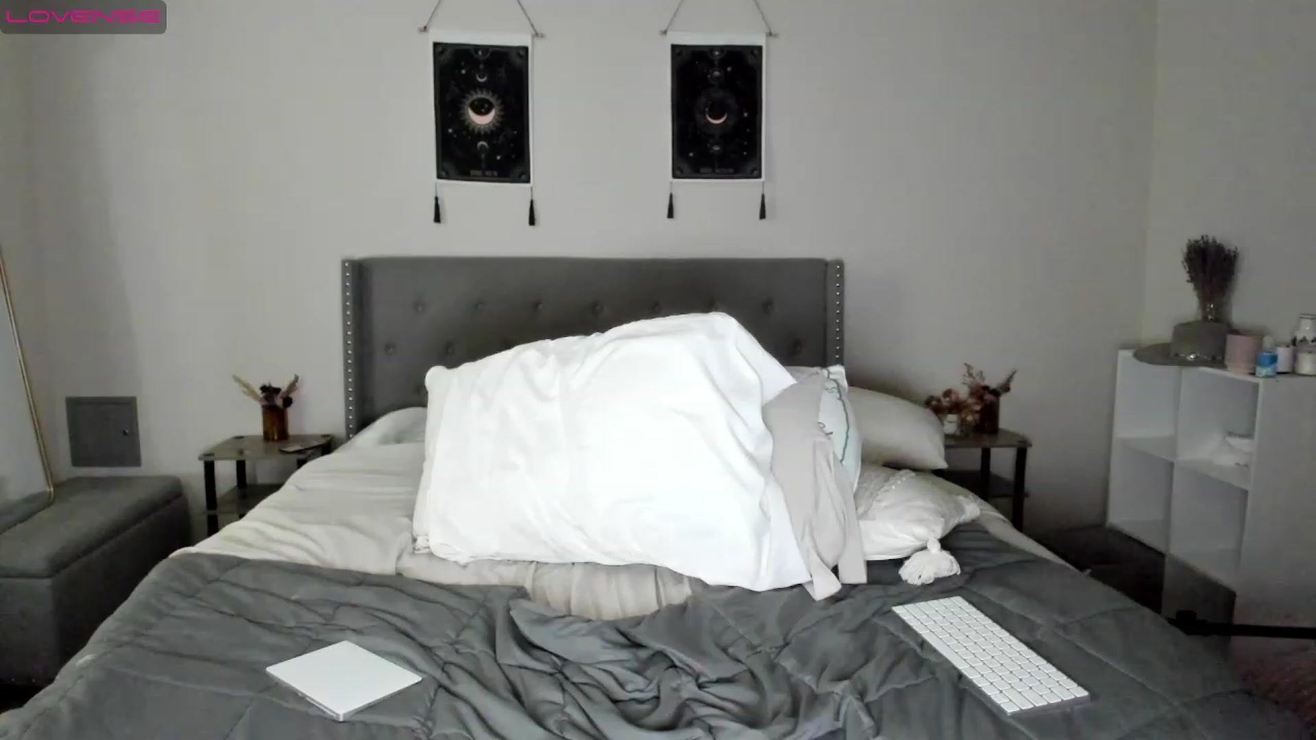 Gallery image thumbnail from EllaCakes's myfreecams stream on, 01/03/2023, 20:19 image 5 of 20