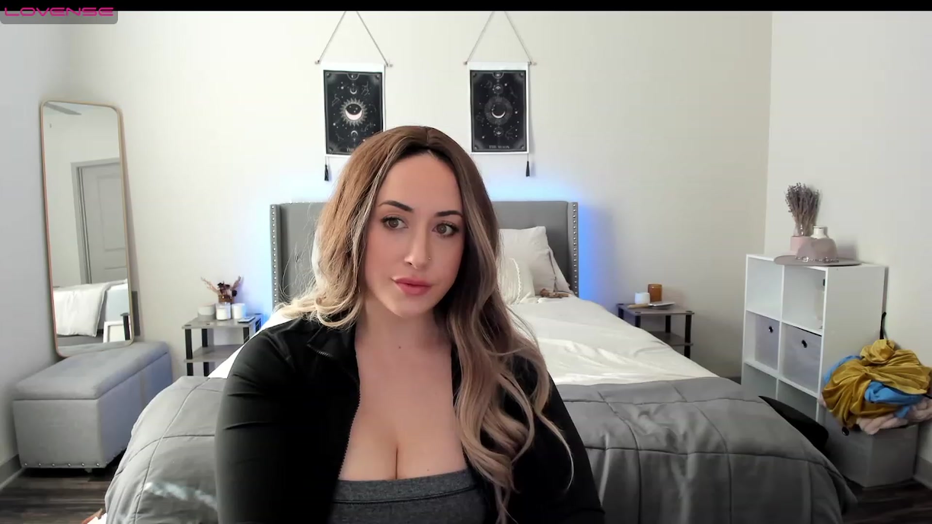 Gallery image thumbnail from EllaCakes's myfreecams stream on, 01/10/2023, 18:47 image 20 of 20