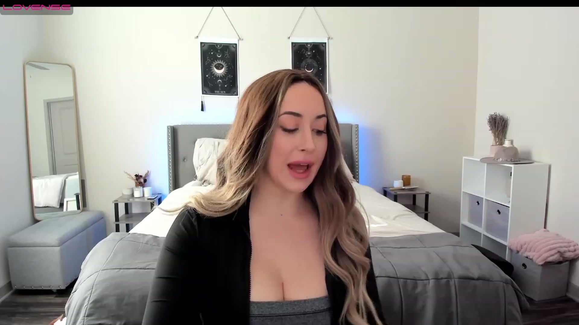 Gallery image thumbnail from EllaCakes's myfreecams stream on, 01/10/2023, 18:47 image 9 of 20