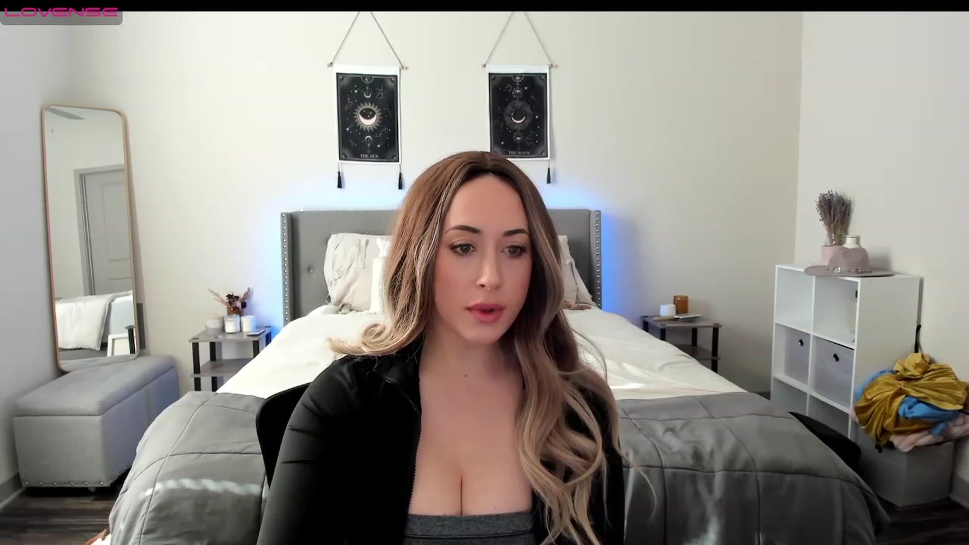 Gallery image thumbnail from EllaCakes's myfreecams stream on, 01/10/2023, 18:47 image 19 of 20