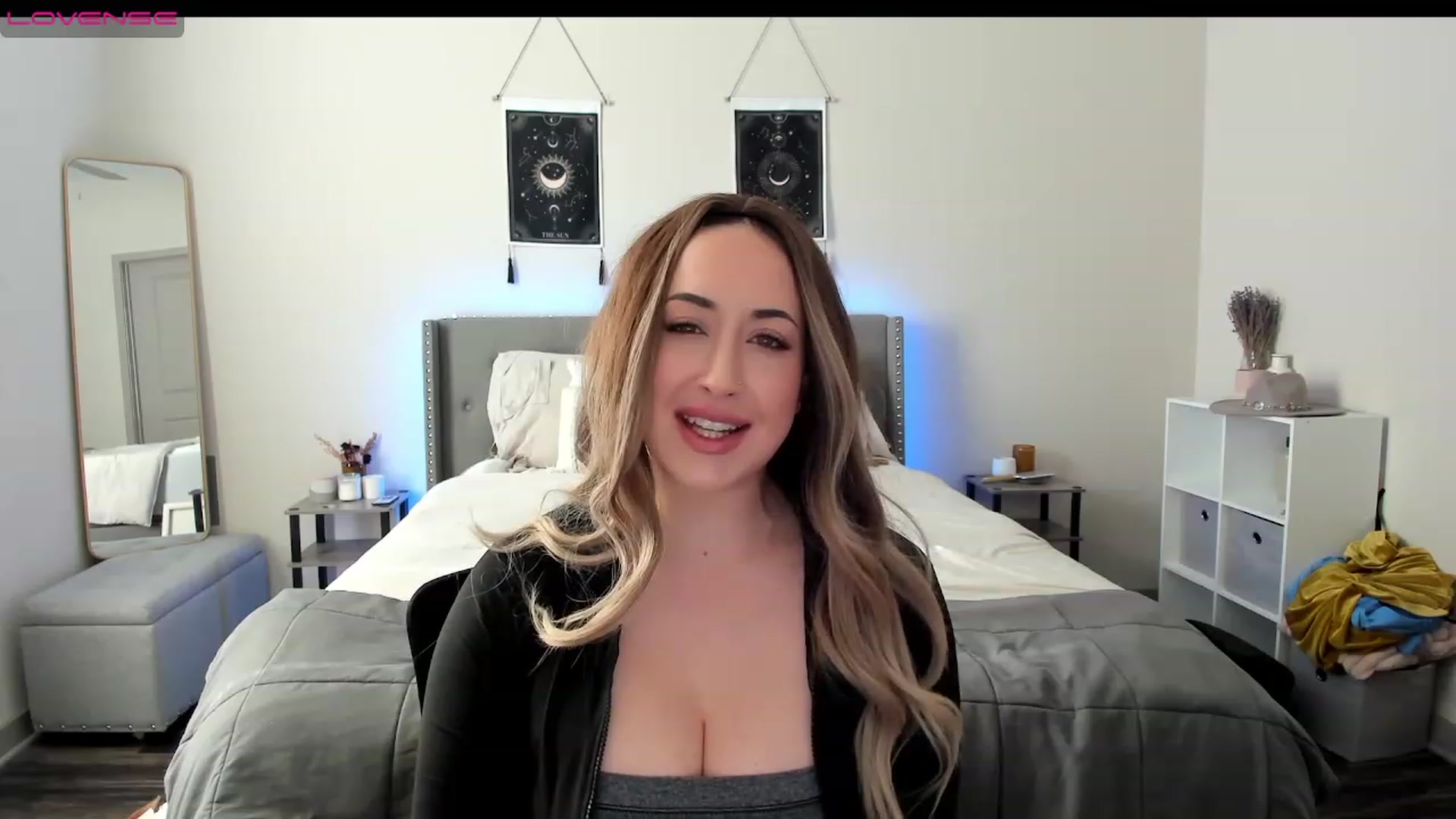 Gallery image thumbnail from EllaCakes's myfreecams stream on, 01/10/2023, 18:47 image 16 of 20