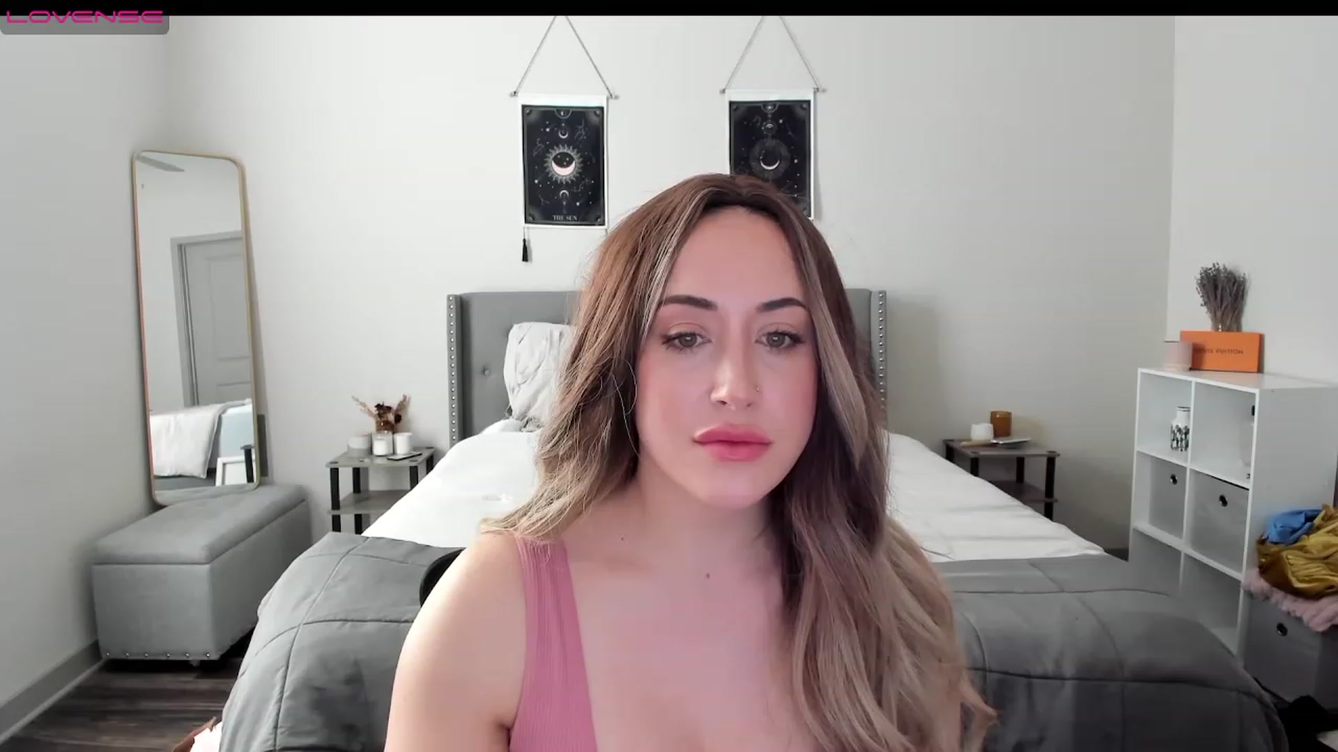 Gallery image thumbnail from EllaCakes's myfreecams stream on, 01/12/2023, 19:13 image 16 of 20