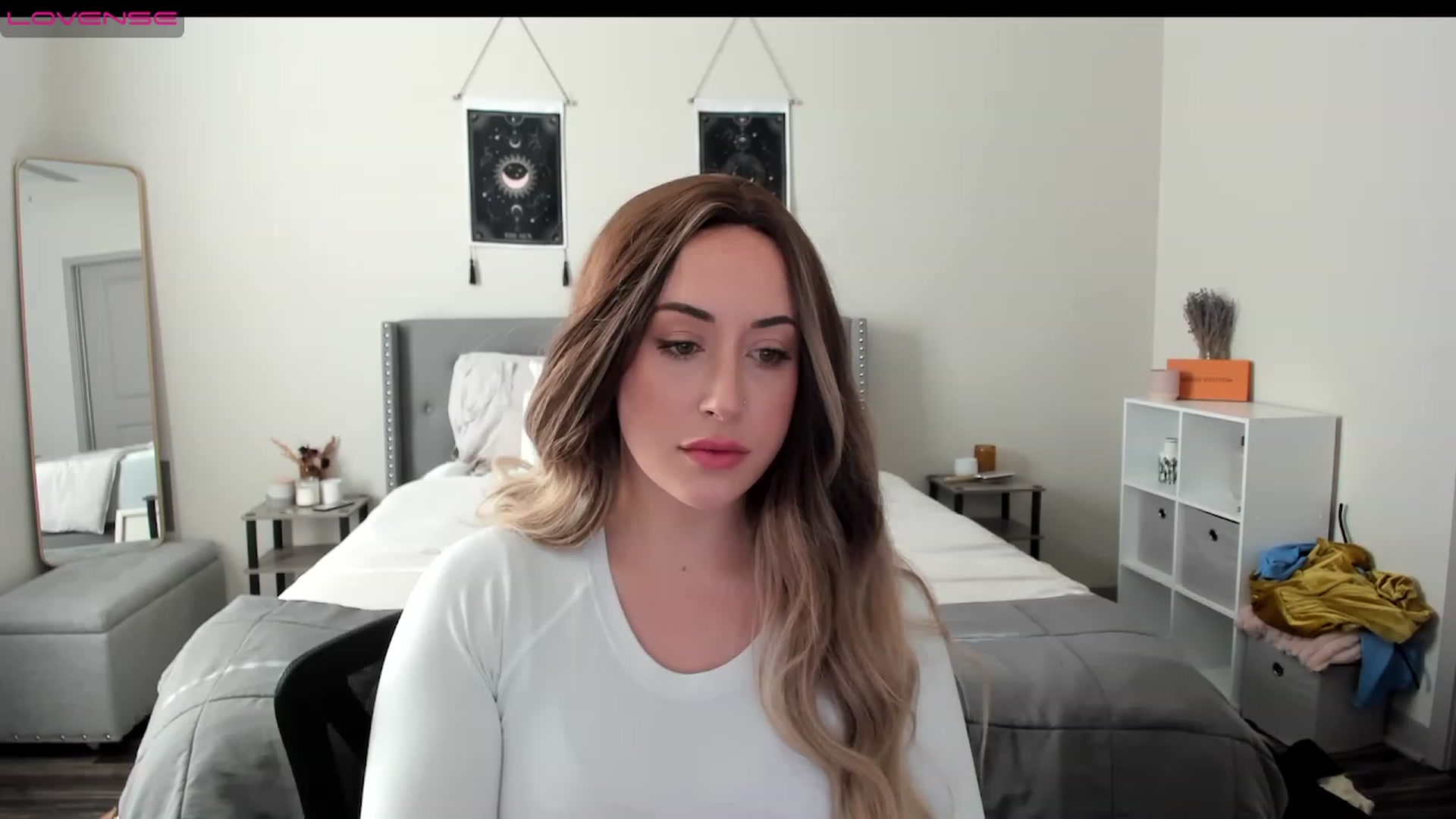 Gallery image thumbnail from EllaCakes's myfreecams stream on, 01/12/2023, 19:13 image 4 of 20