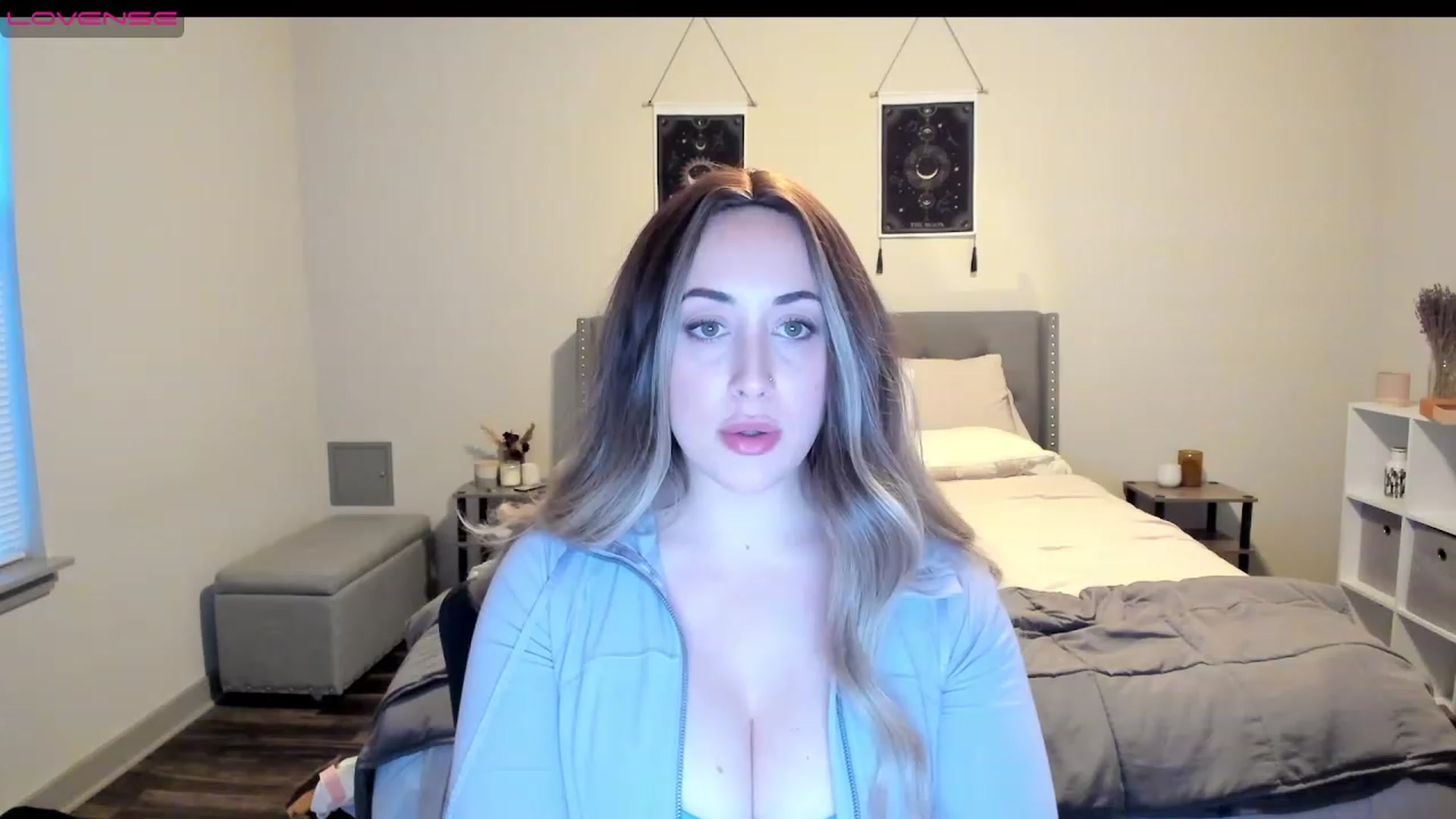 Gallery image thumbnail from EllaCakes's myfreecams stream on, 01/15/2023, 23:19 image 14 of 20
