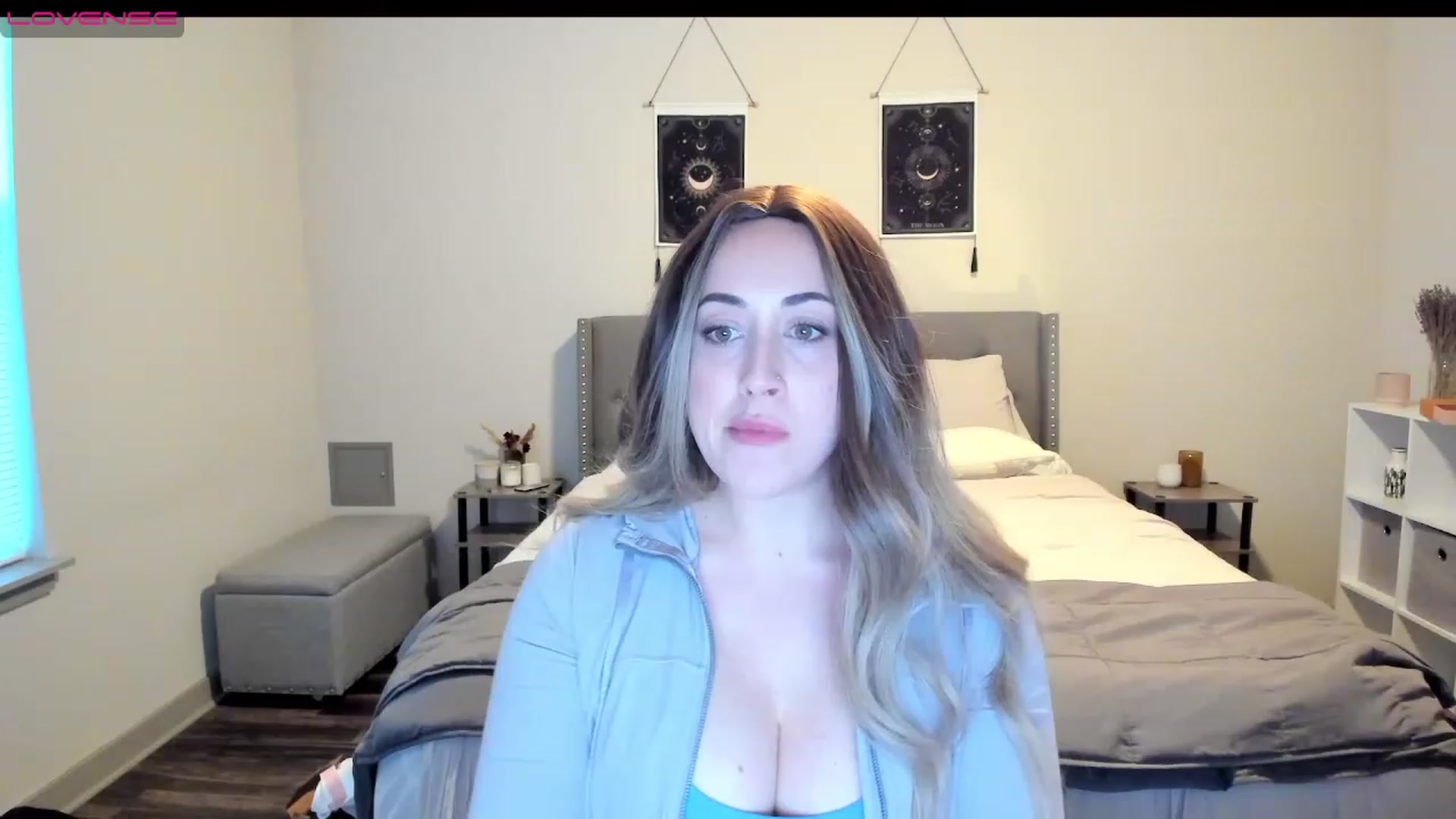 Gallery image thumbnail from EllaCakes's myfreecams stream on, 01/15/2023, 23:19 image 7 of 20