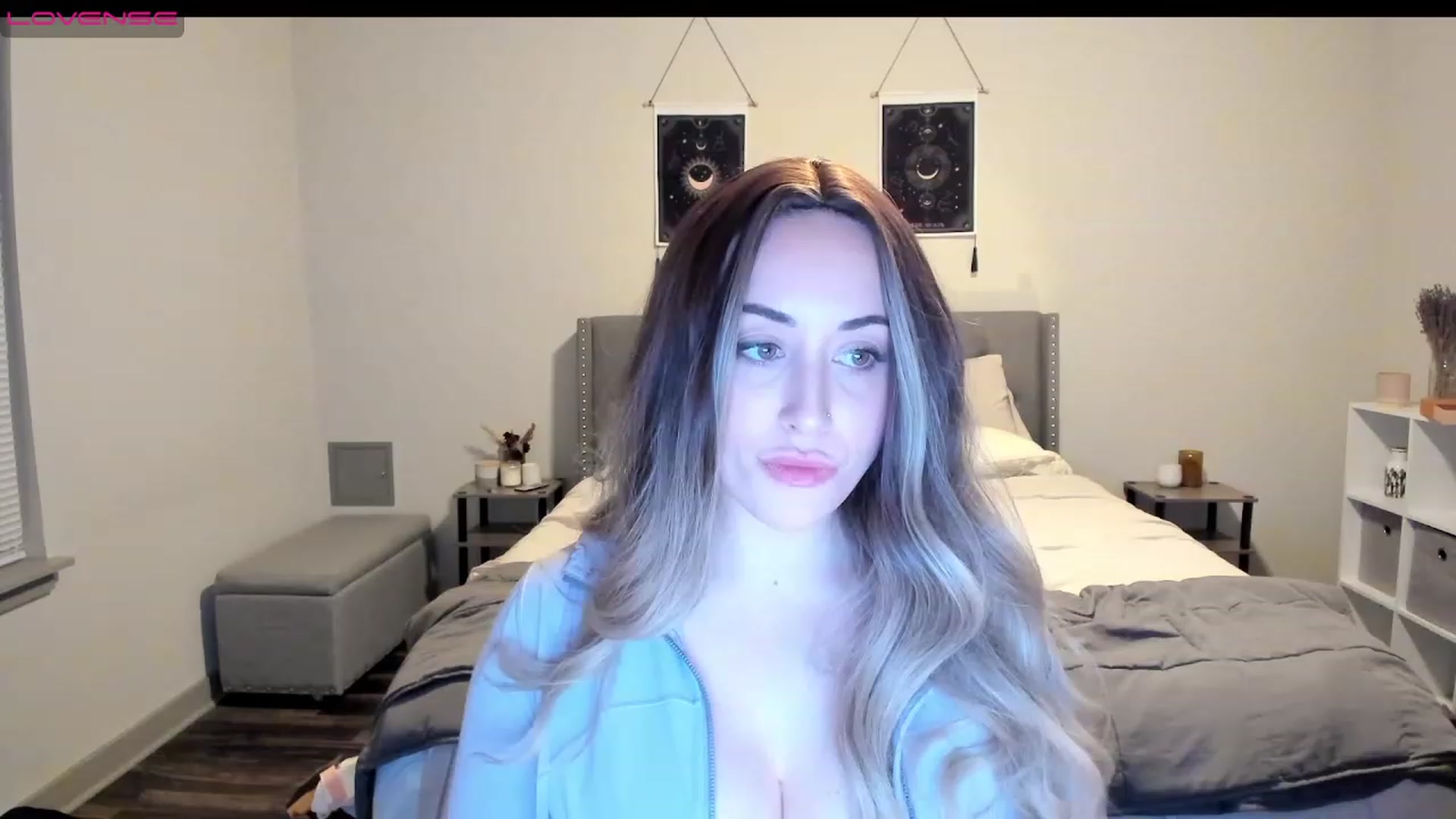 Gallery image thumbnail from EllaCakes's myfreecams stream on, 01/15/2023, 23:39 image 7 of 20