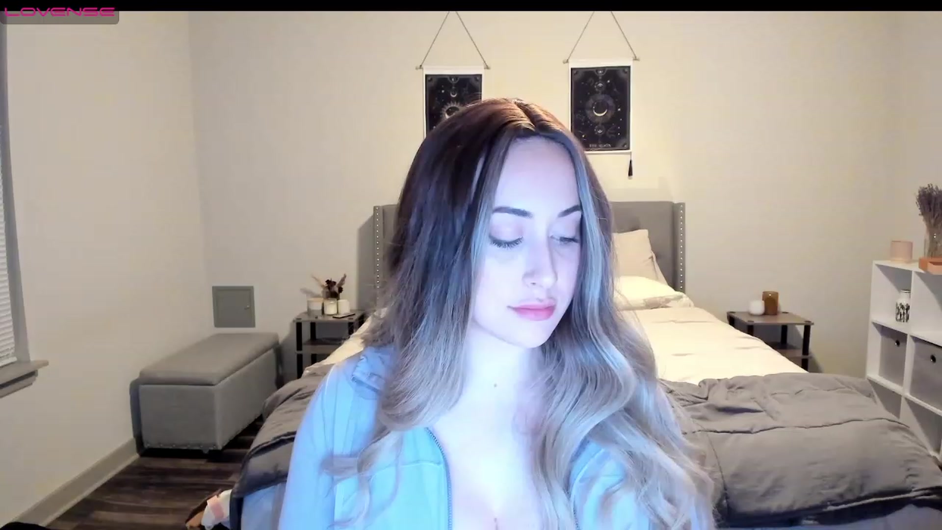 Gallery image thumbnail from EllaCakes's myfreecams stream on, 01/15/2023, 23:39 image 8 of 20