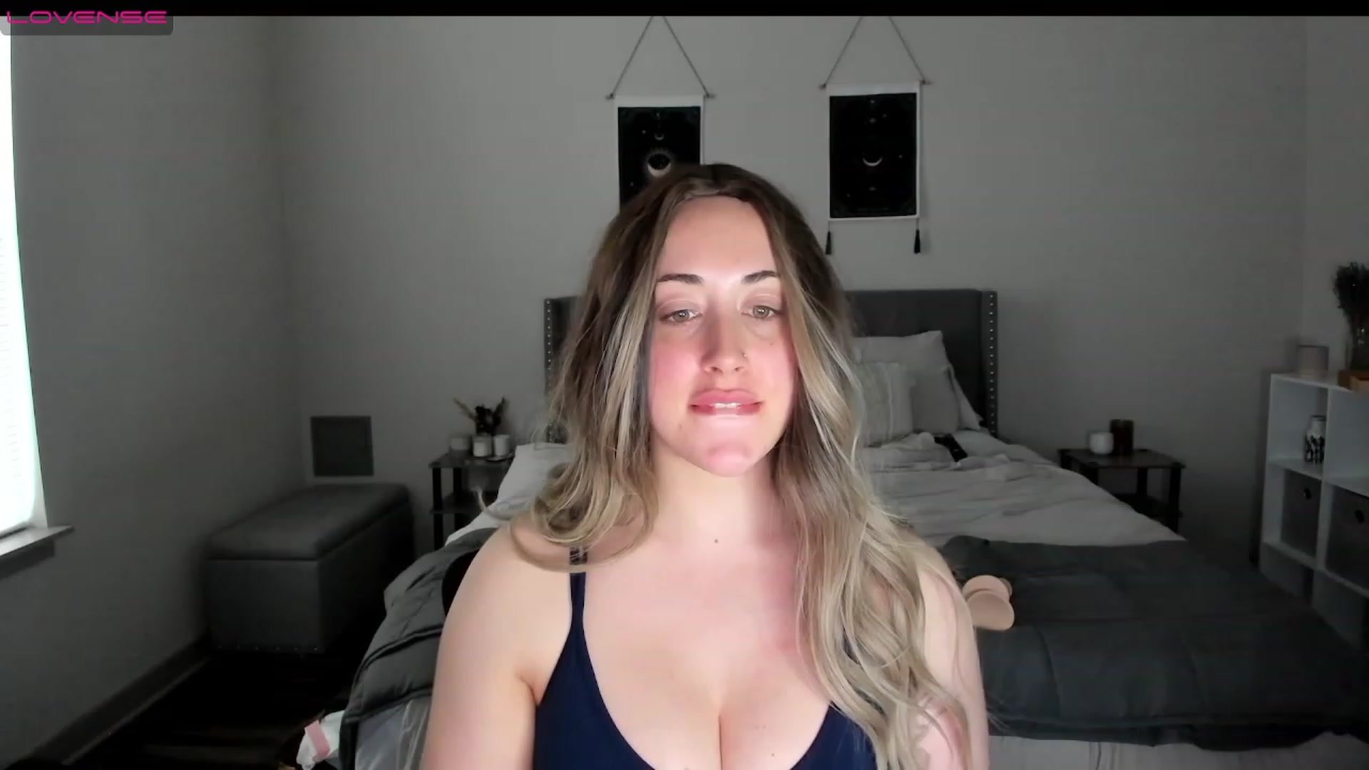 Gallery image thumbnail from EllaCakes's myfreecams stream on, 01/16/2023, 22:17 image 4 of 20