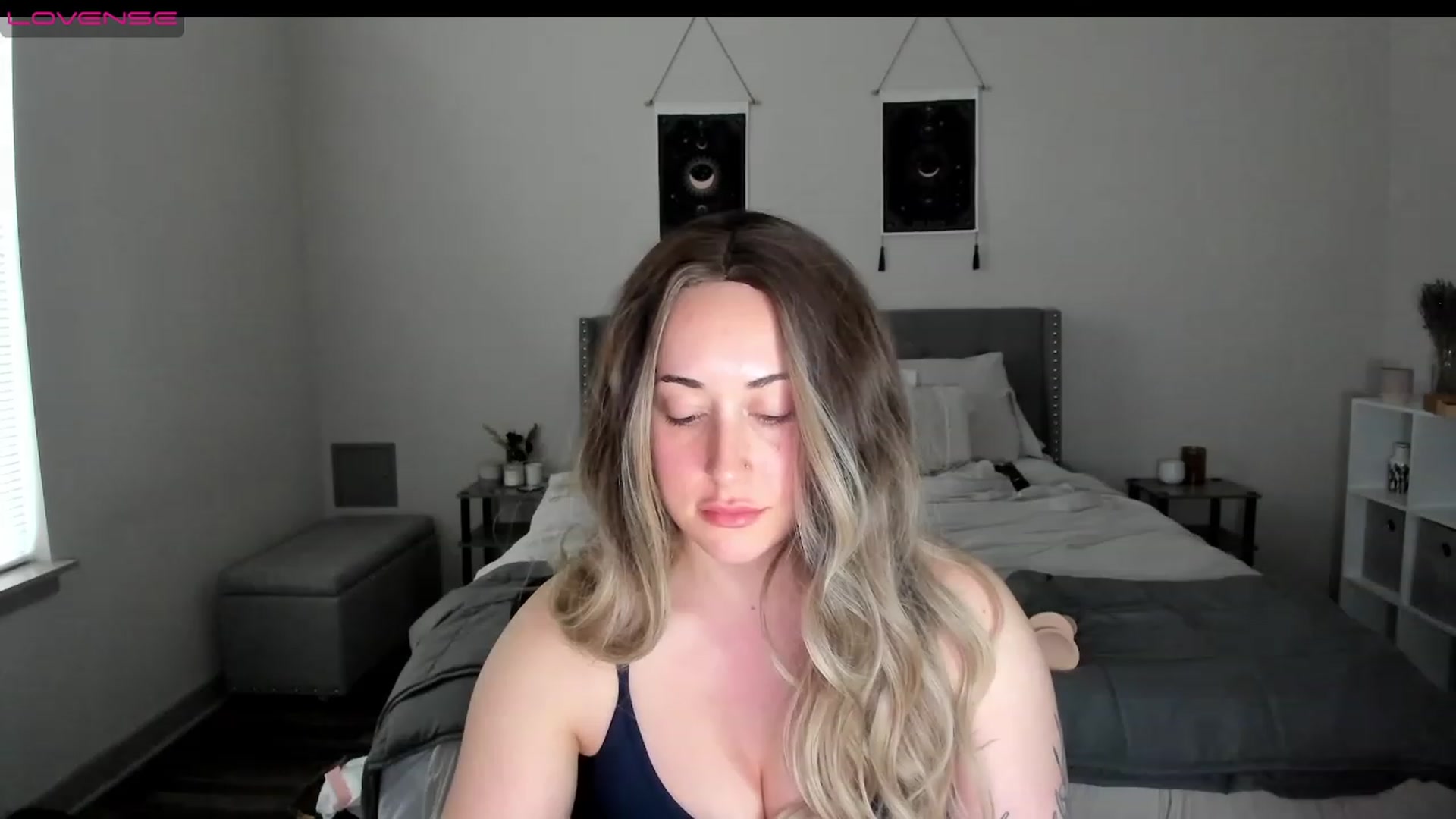 Gallery image thumbnail from EllaCakes's myfreecams stream on, 01/16/2023, 22:17 image 8 of 20