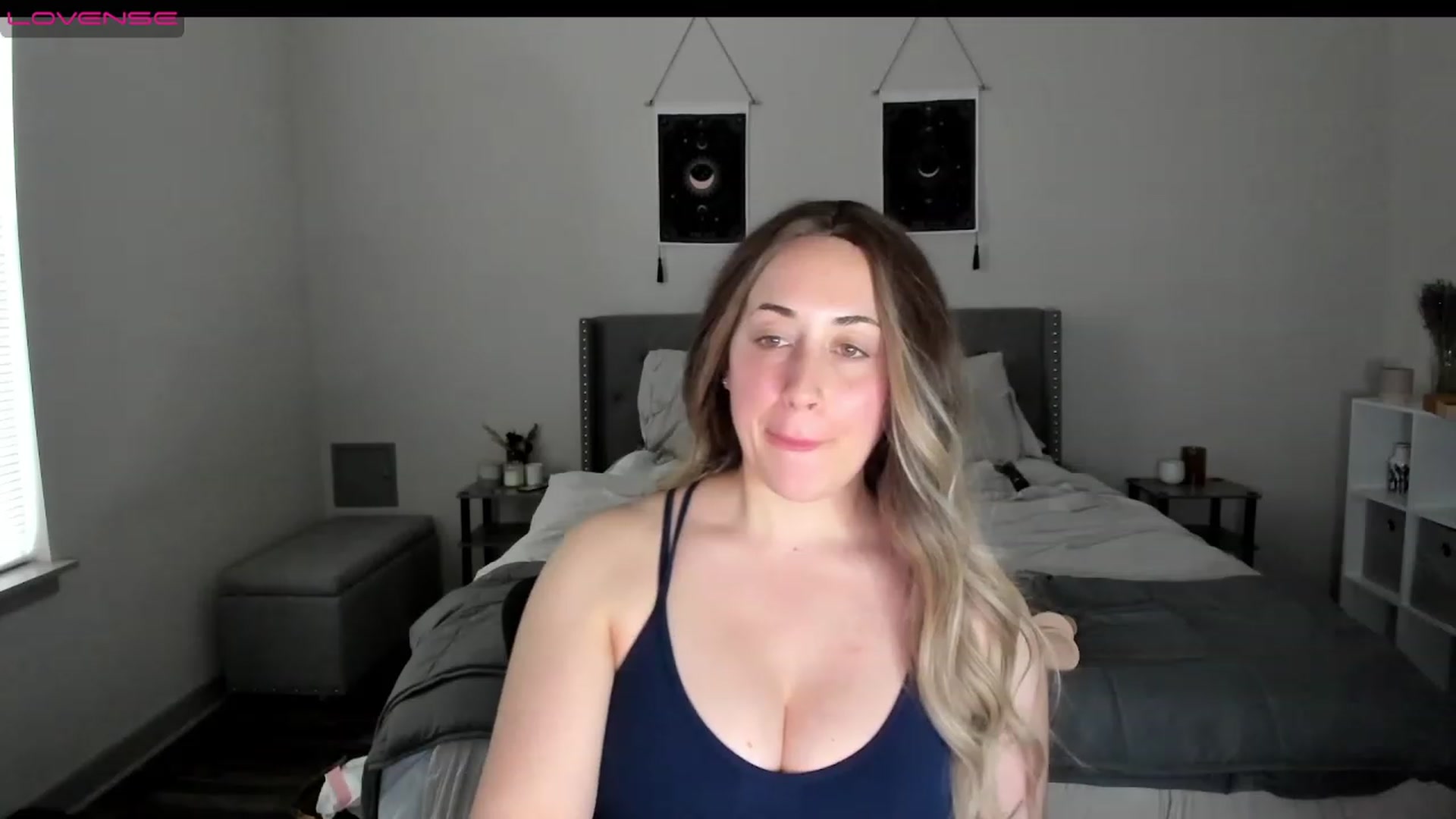 Gallery image thumbnail from EllaCakes's myfreecams stream on, 01/16/2023, 22:17 image 6 of 20