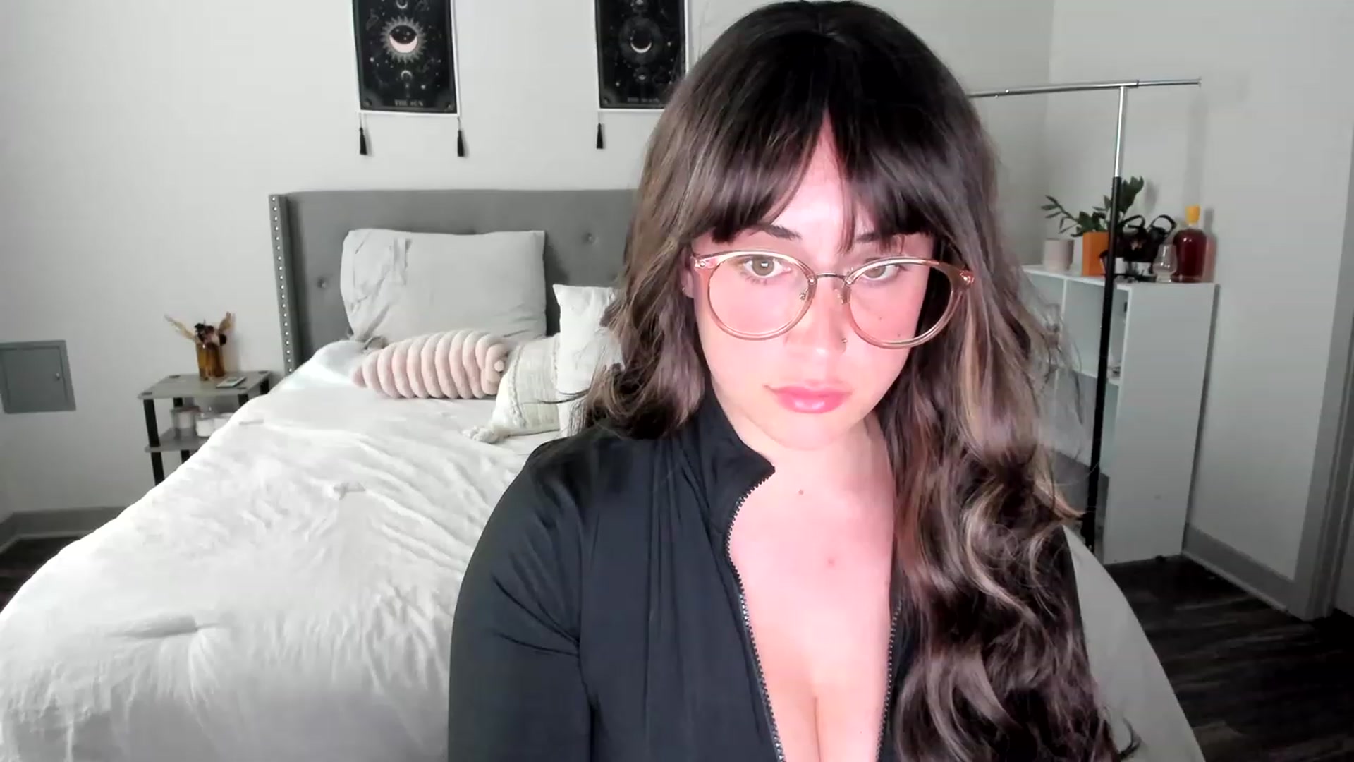 Gallery image thumbnail from EllaCakes's myfreecams stream on, 03/17/2023, 19:32 image 6 of 20