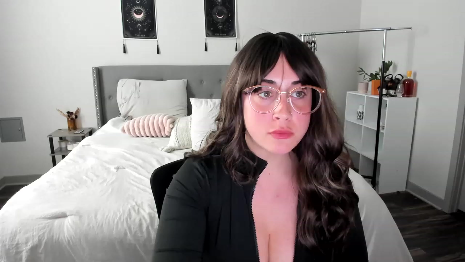 Gallery image thumbnail from EllaCakes's myfreecams stream on, 03/17/2023, 19:32 image 19 of 20