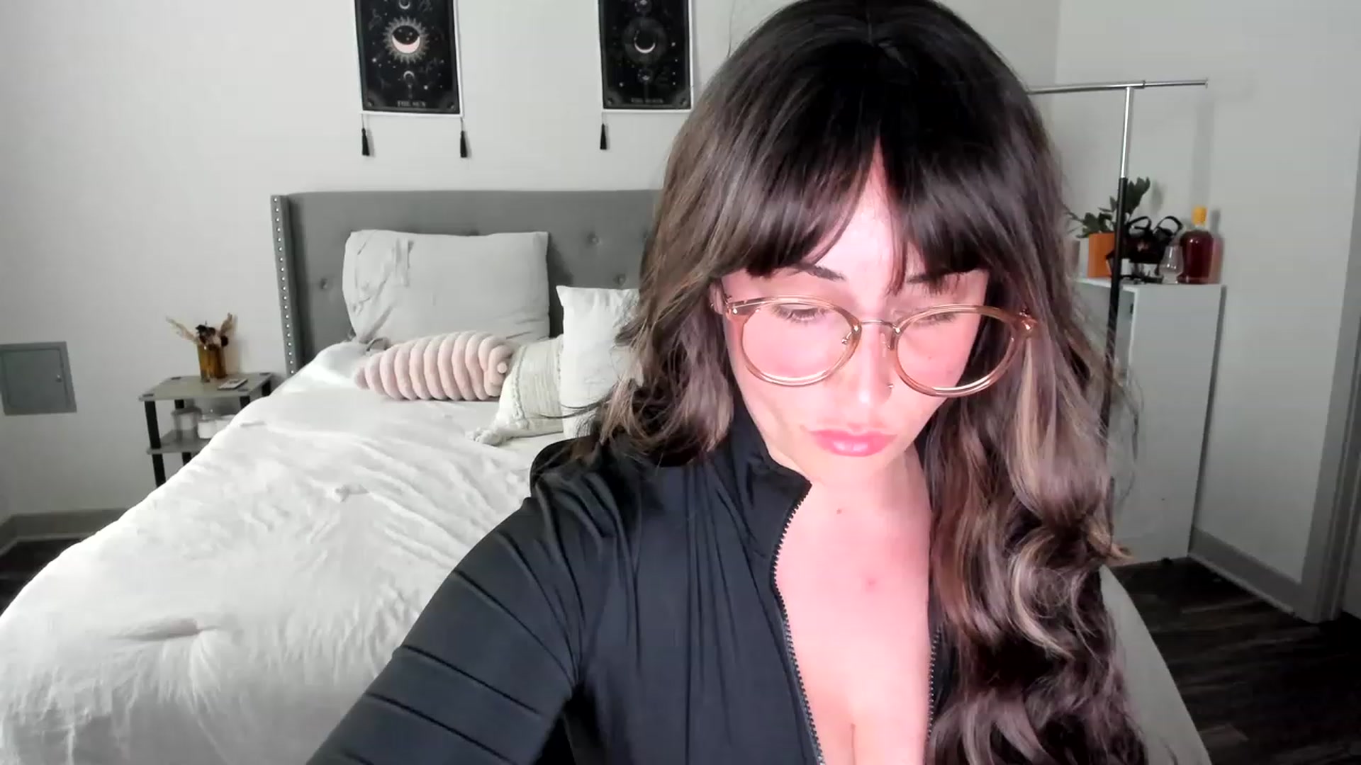 Gallery image thumbnail from EllaCakes's myfreecams stream on, 03/17/2023, 19:32 image 7 of 20