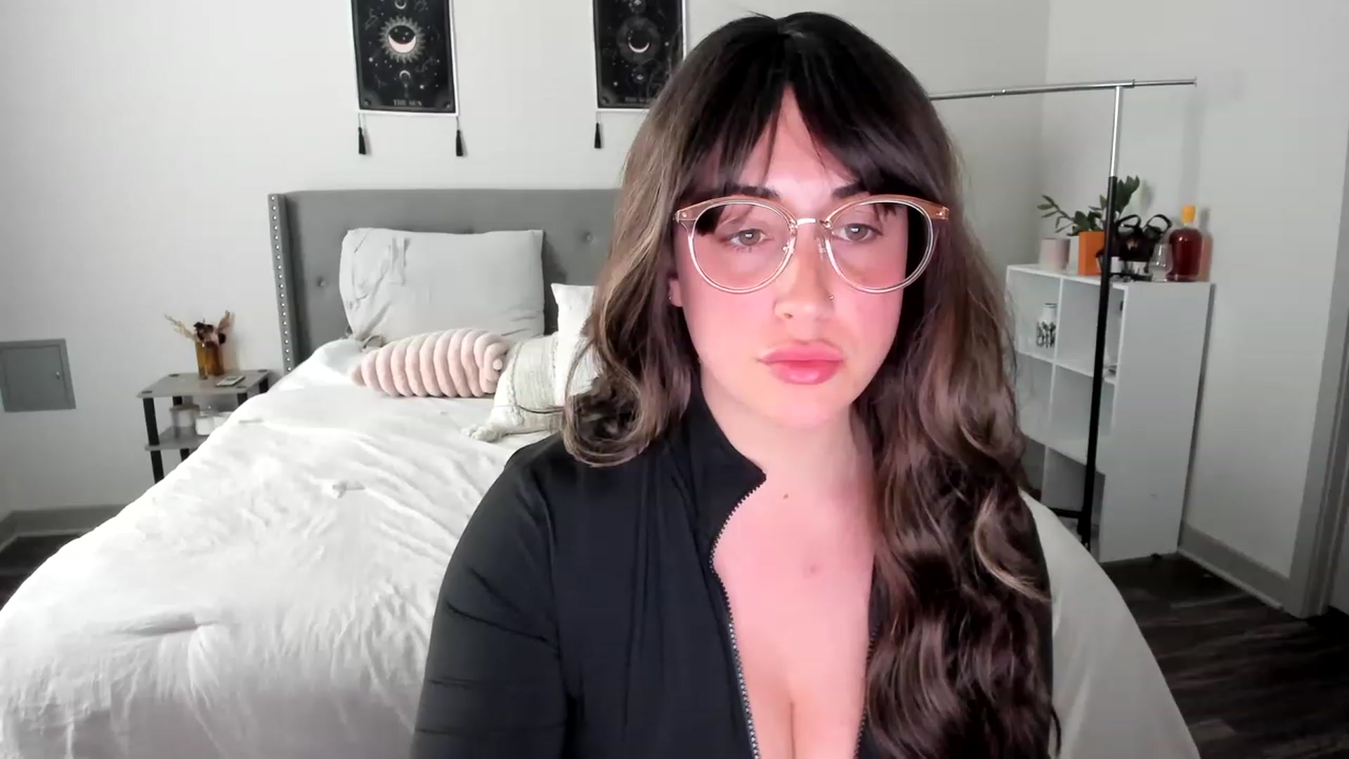 Gallery image thumbnail from EllaCakes's myfreecams stream on, 03/17/2023, 19:32 image 9 of 20