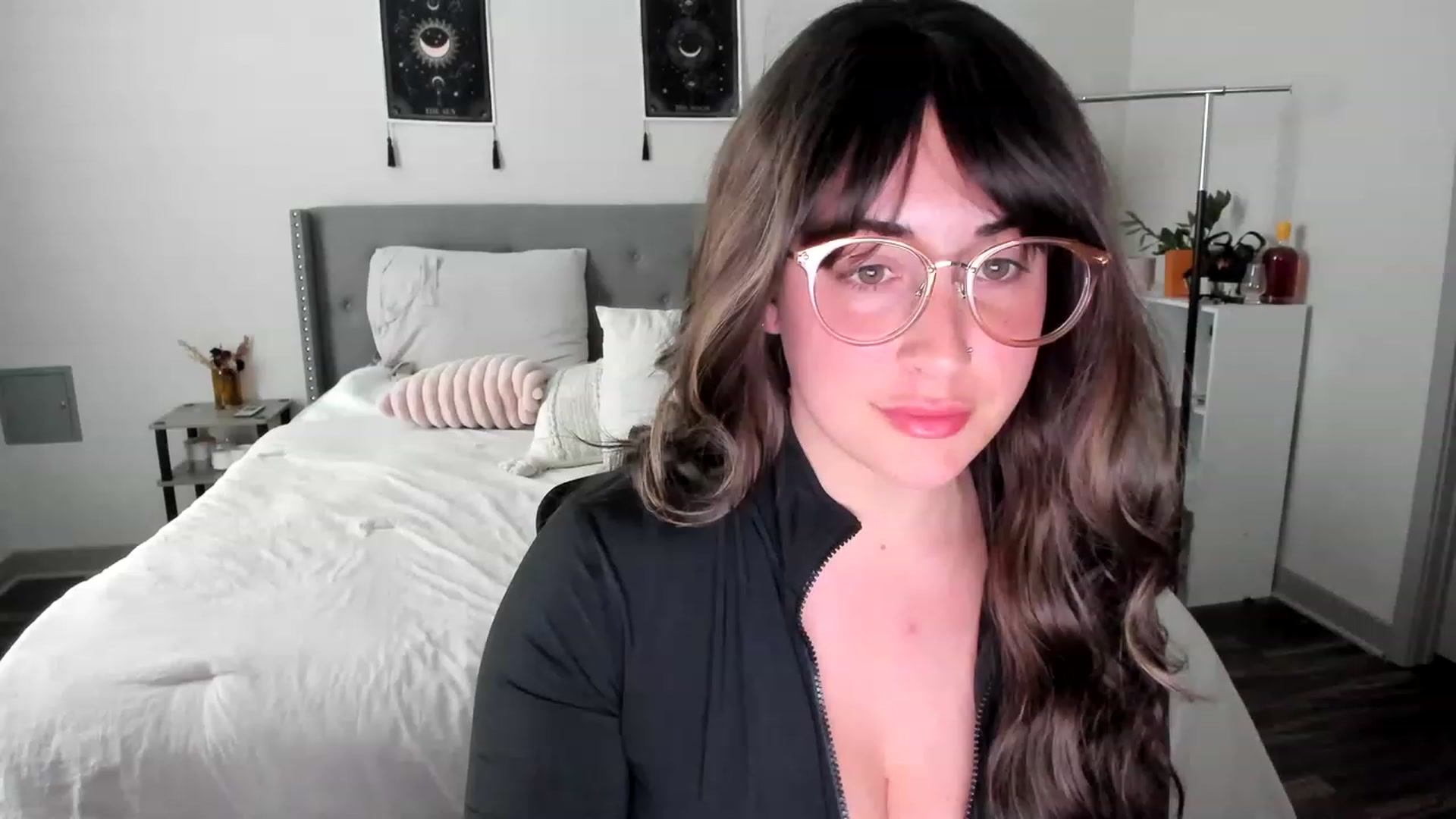 Gallery image thumbnail from EllaCakes's myfreecams stream on, 03/17/2023, 19:32 image 8 of 20