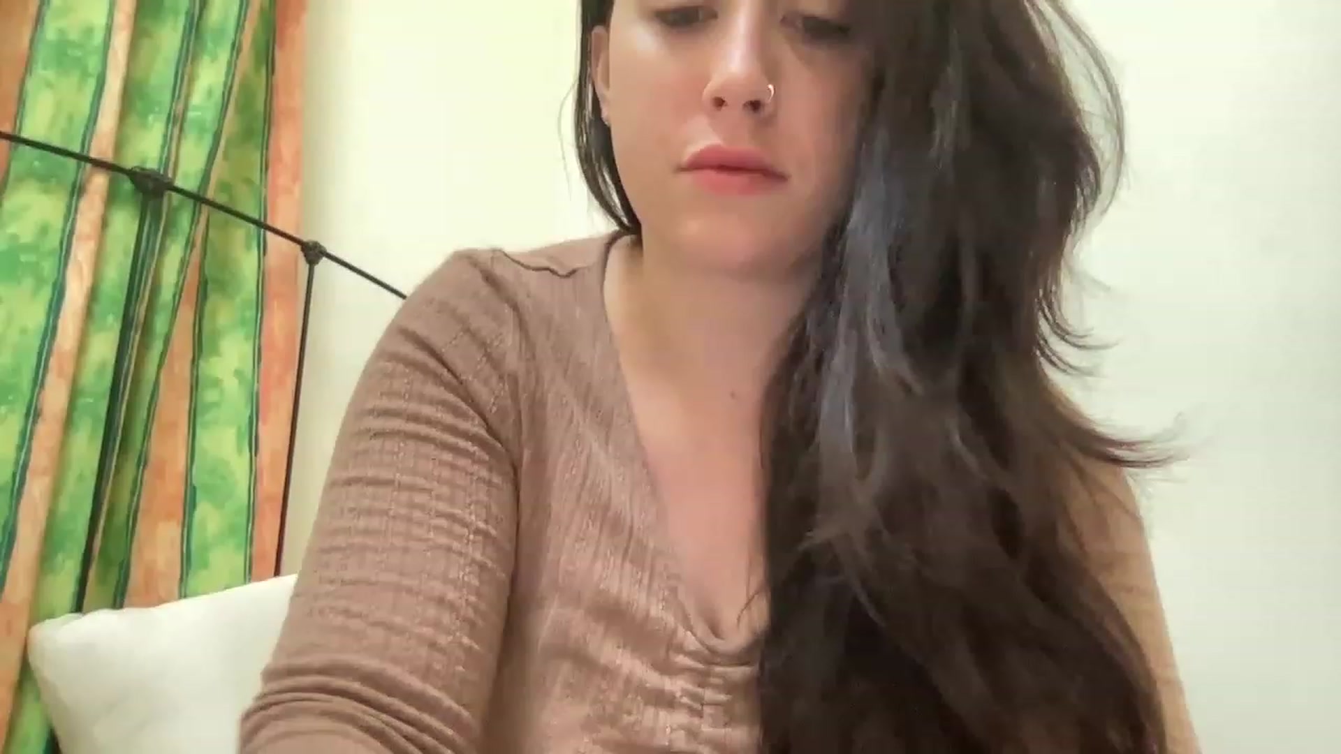 Gallery image thumbnail from EllaCakes's myfreecams stream on, 04/15/2023, 17:20 image 14 of 20