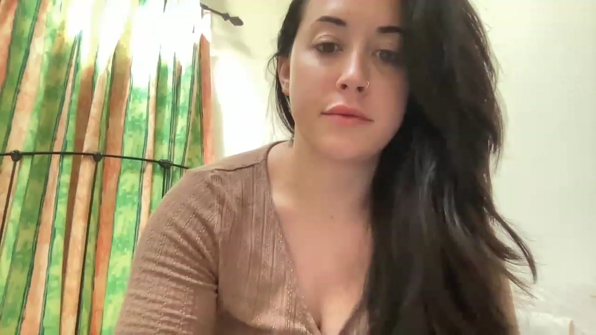 Gallery image thumbnail from EllaCakes's myfreecams stream on, 04/15/2023, 17:36 image 20 of 20