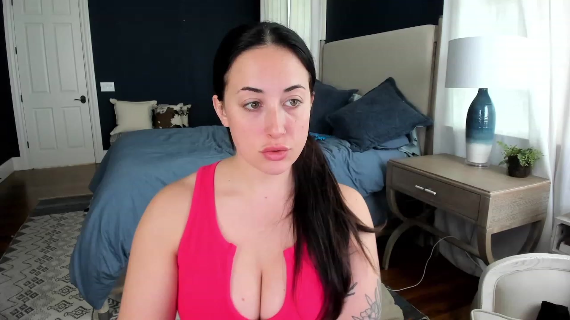 Gallery image thumbnail from EllaCakes's myfreecams stream on, 04/26/2023, 17:24 image 4 of 20