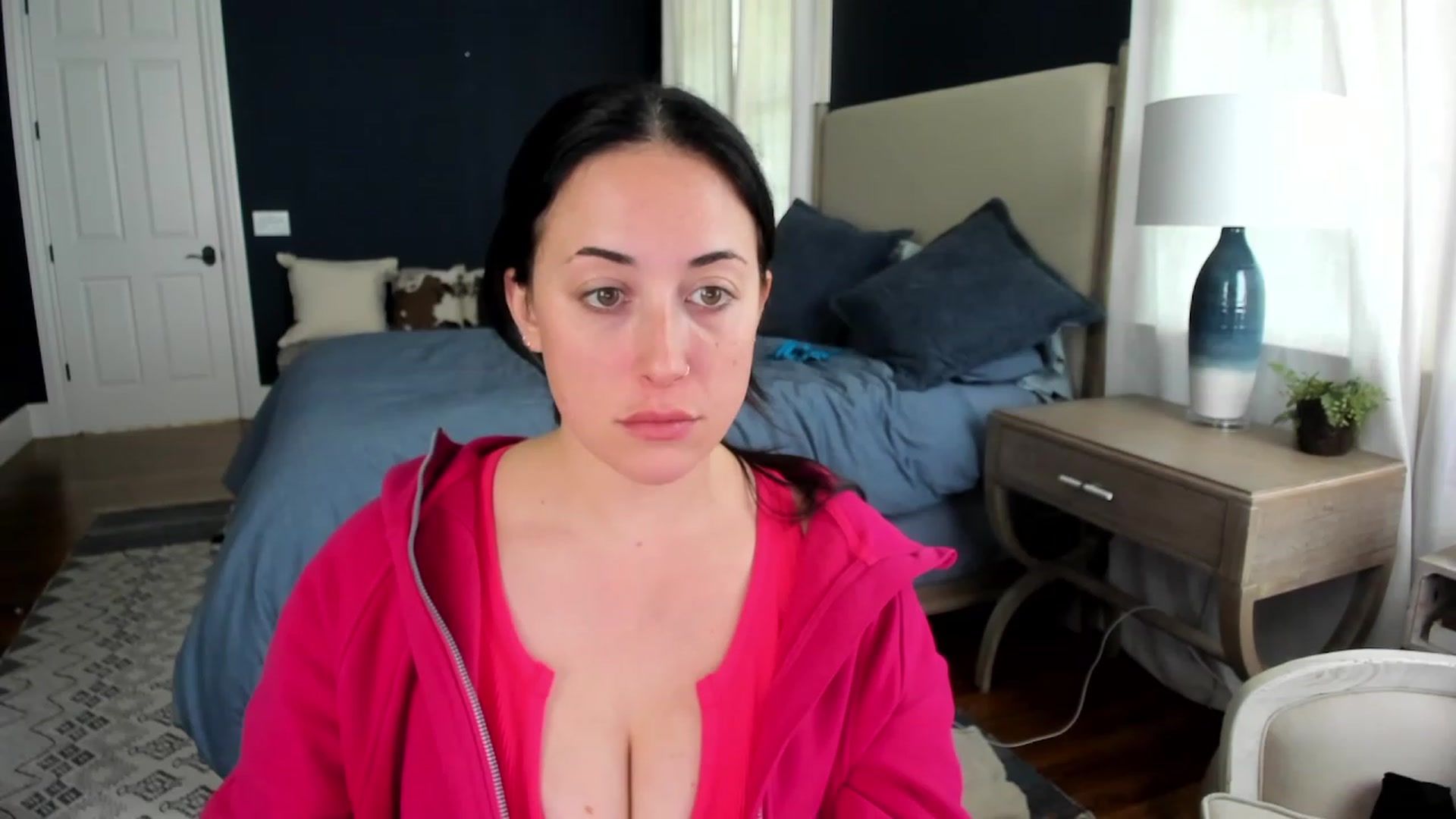 Gallery image thumbnail from EllaCakes's myfreecams stream on, 04/26/2023, 19:03 image 13 of 20