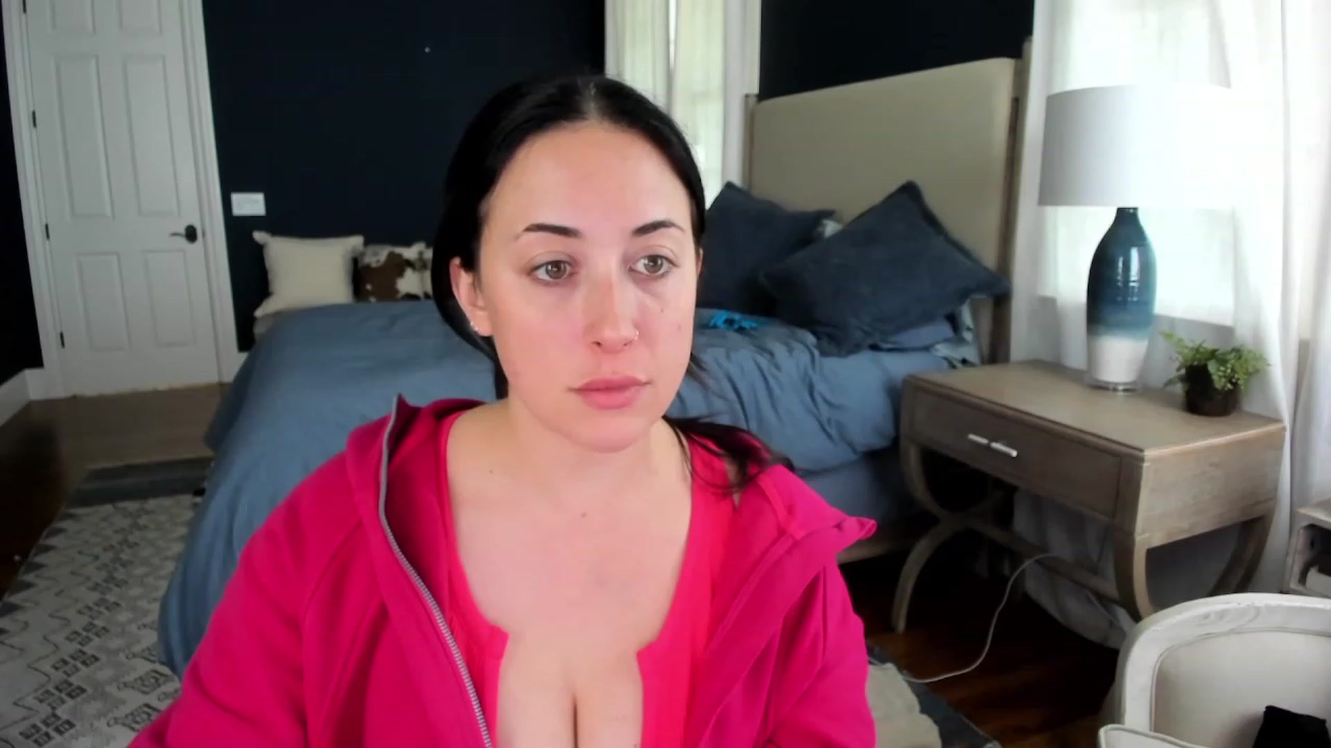 Gallery image thumbnail from EllaCakes's myfreecams stream on, 04/26/2023, 19:03 image 15 of 20