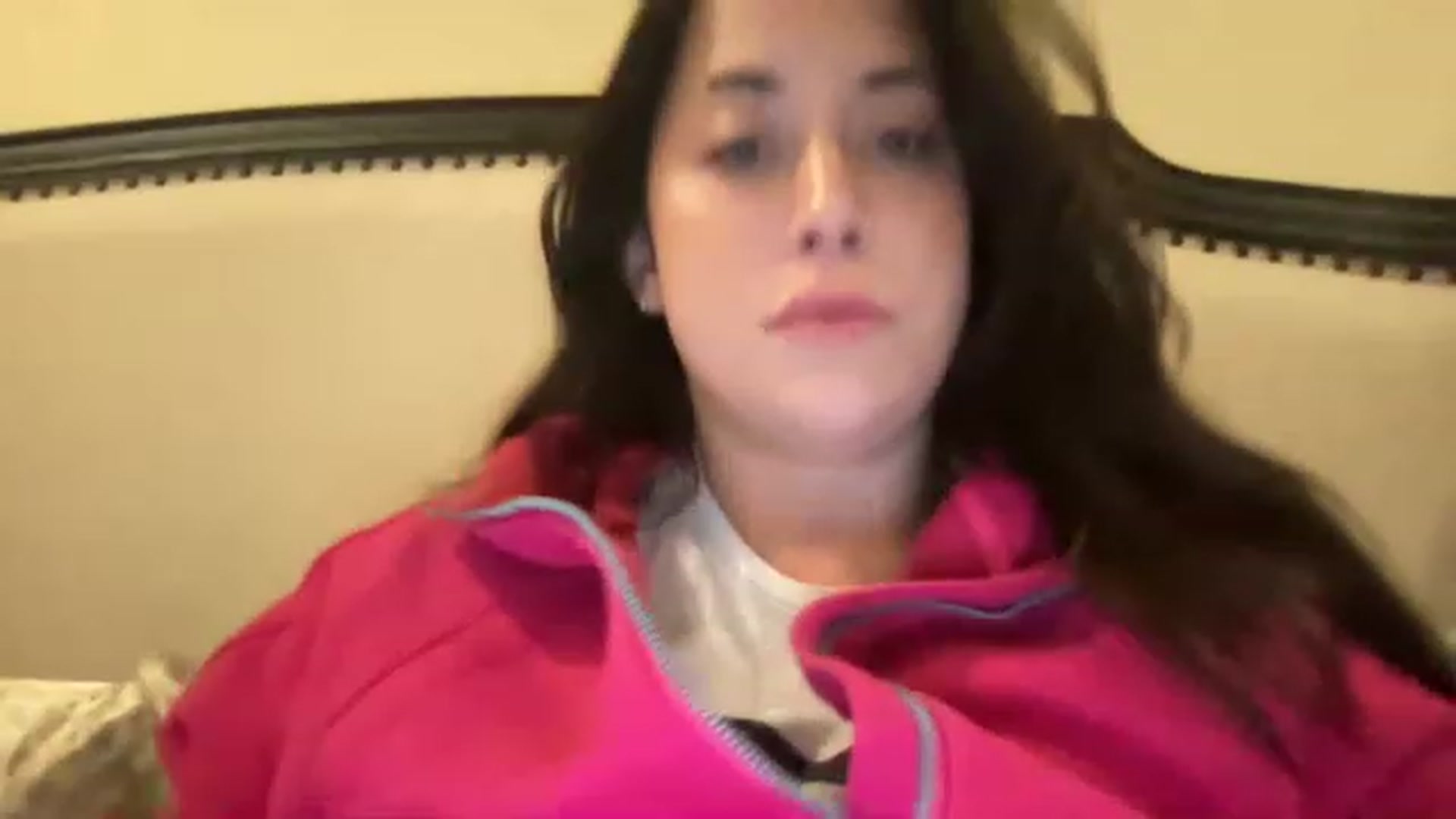 Gallery image thumbnail from EllaCakes's myfreecams stream on, 05/04/2023, 02:34 image 10 of 20