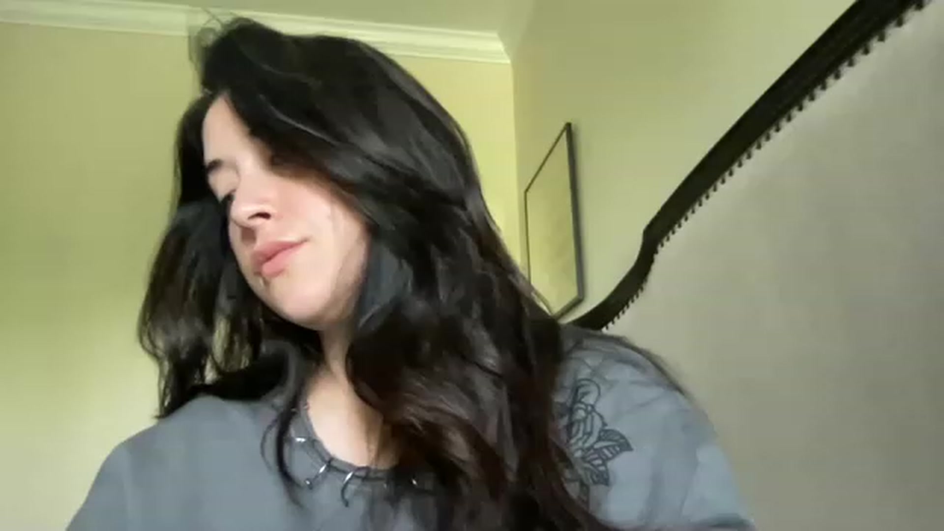 Gallery image thumbnail from EllaCakes's myfreecams stream on, 05/10/2023, 16:25 image 1 of 20