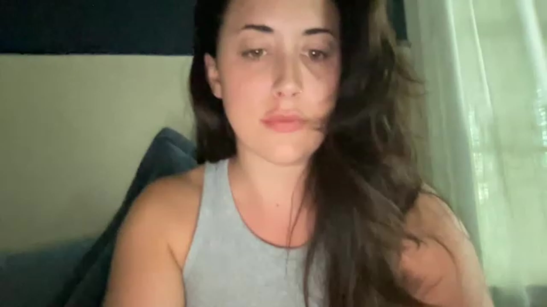 Gallery image thumbnail from EllaCakes's myfreecams stream on, 06/04/2023, 20:59 image 14 of 20