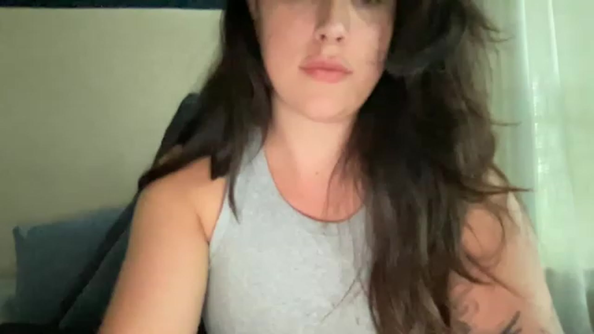 Gallery image thumbnail from EllaCakes's myfreecams stream on, 06/04/2023, 20:59 image 7 of 20
