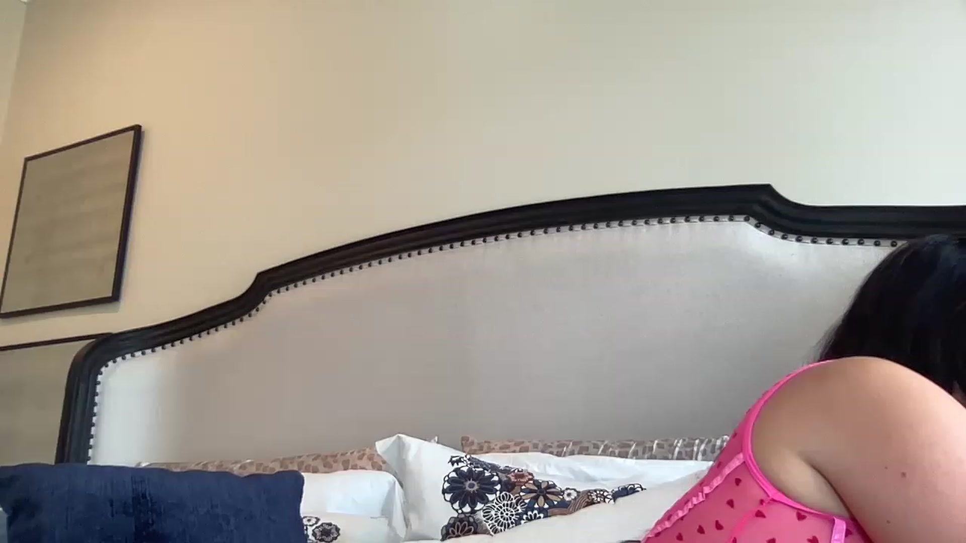 Gallery image thumbnail from EllaCakes's myfreecams stream on, 06/28/2023, 21:54 image 2 of 20