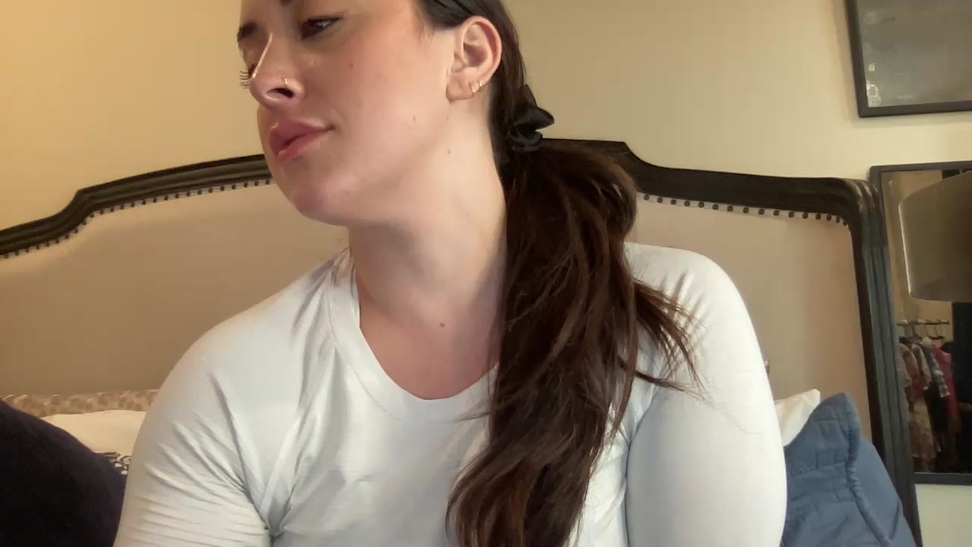 Gallery image thumbnail from EllaCakes's myfreecams stream on, 06/29/2023, 01:00 image 9 of 20
