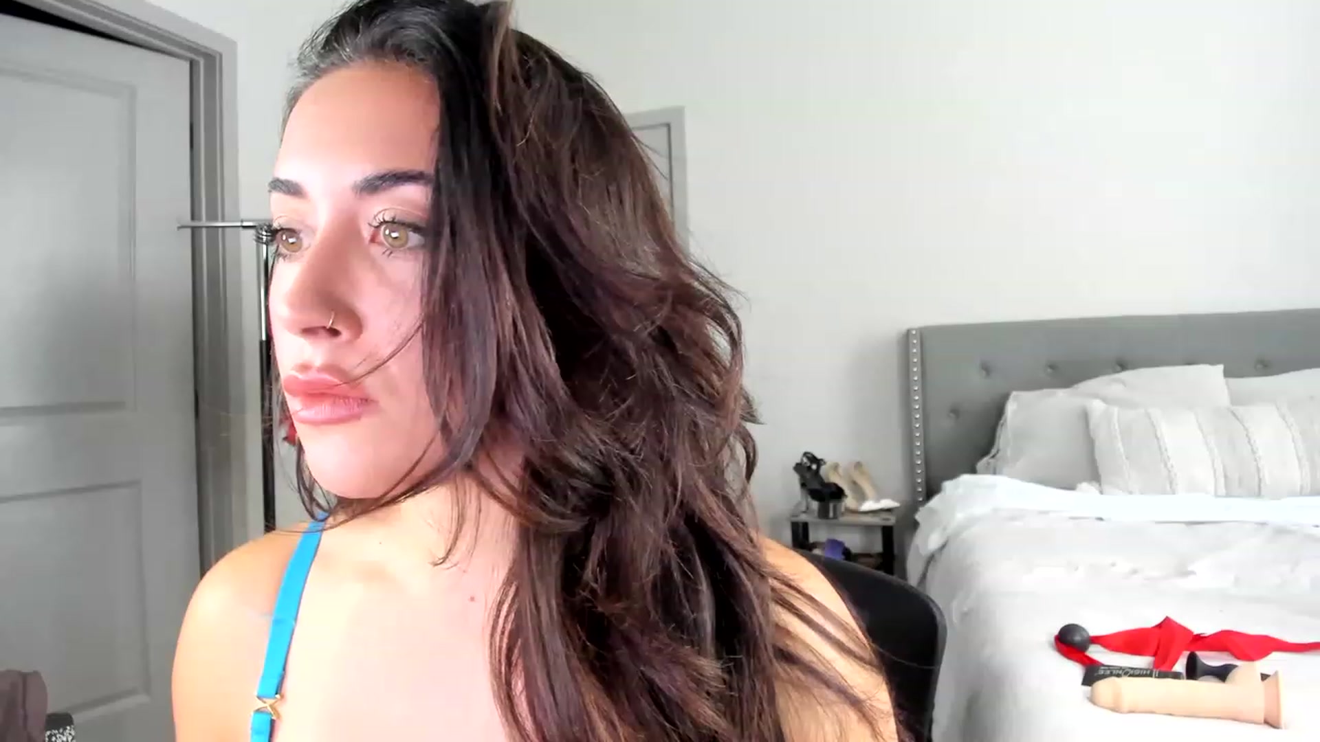 Gallery image thumbnail from EllaCakes's myfreecams stream on, 07/11/2023, 16:19 image 11 of 20
