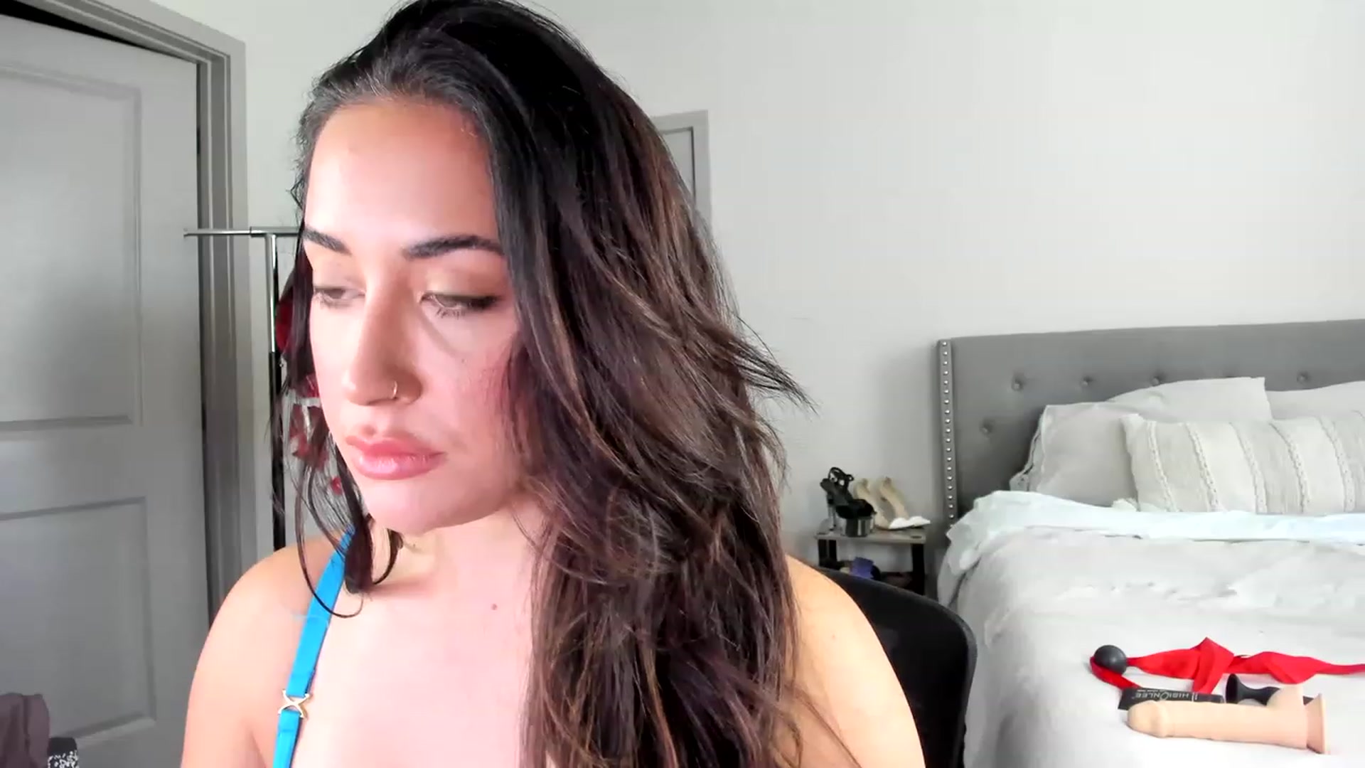 Gallery image thumbnail from EllaCakes's myfreecams stream on, 07/11/2023, 16:19 image 12 of 20