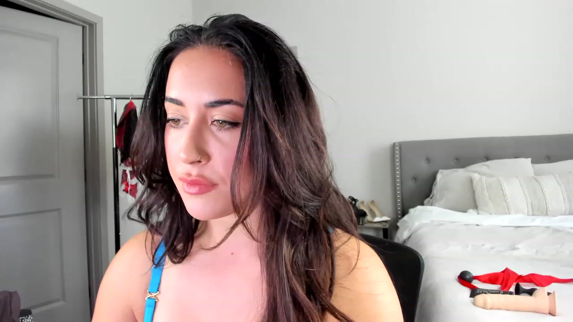 Gallery image thumbnail from EllaCakes's myfreecams stream on, 07/11/2023, 16:19 image 18 of 20